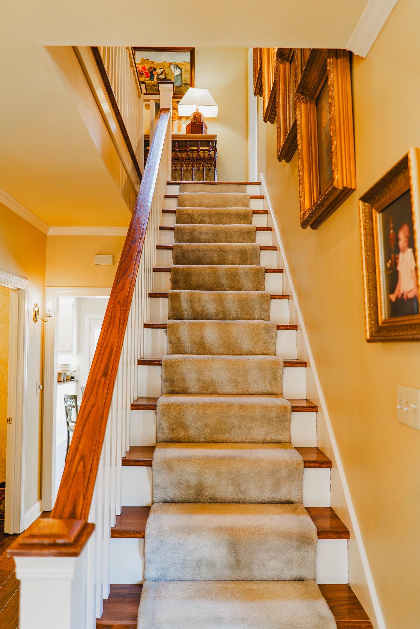 COUNTRY CLUB ESTATES - Residential