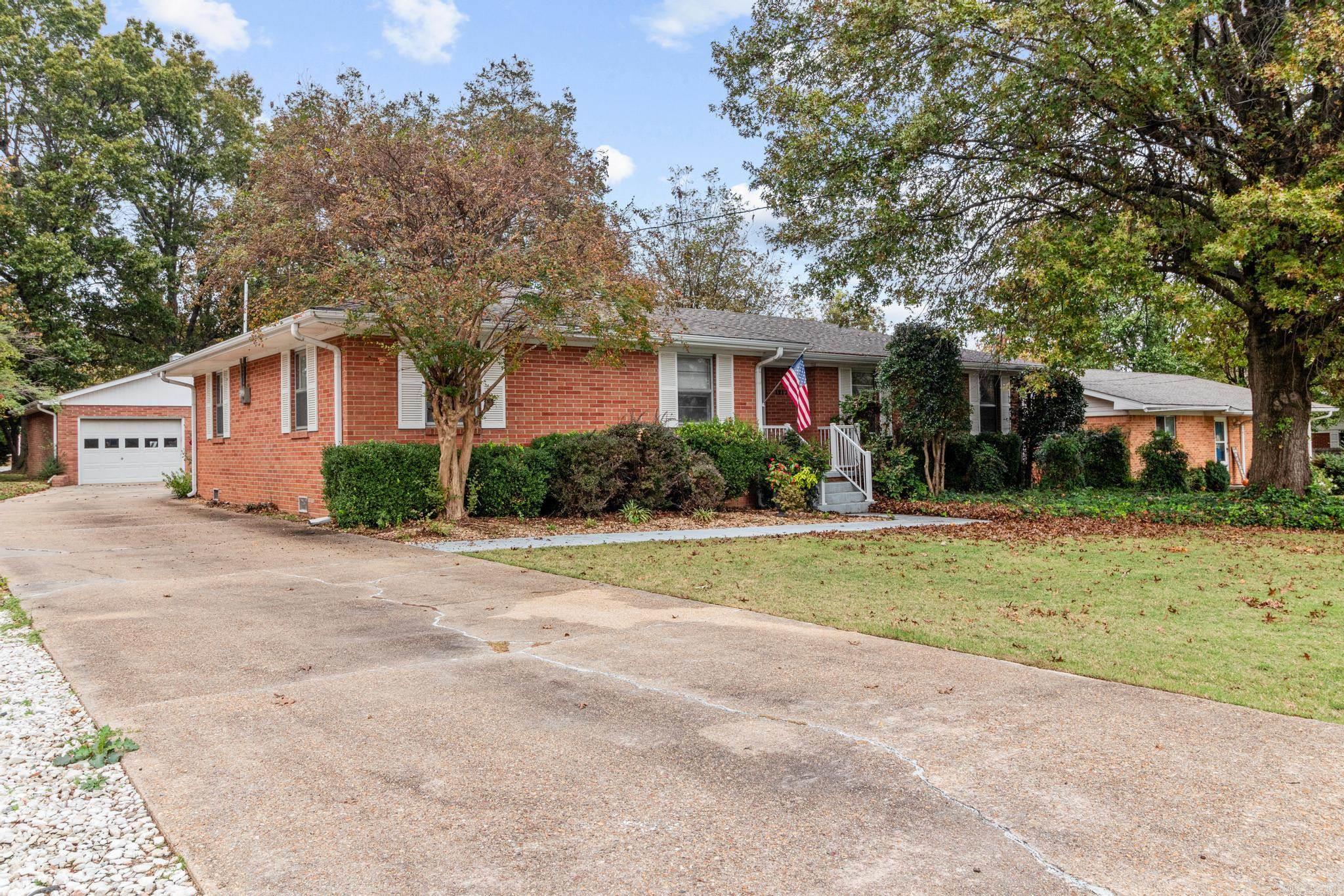 McDonalds Fifth - Residential