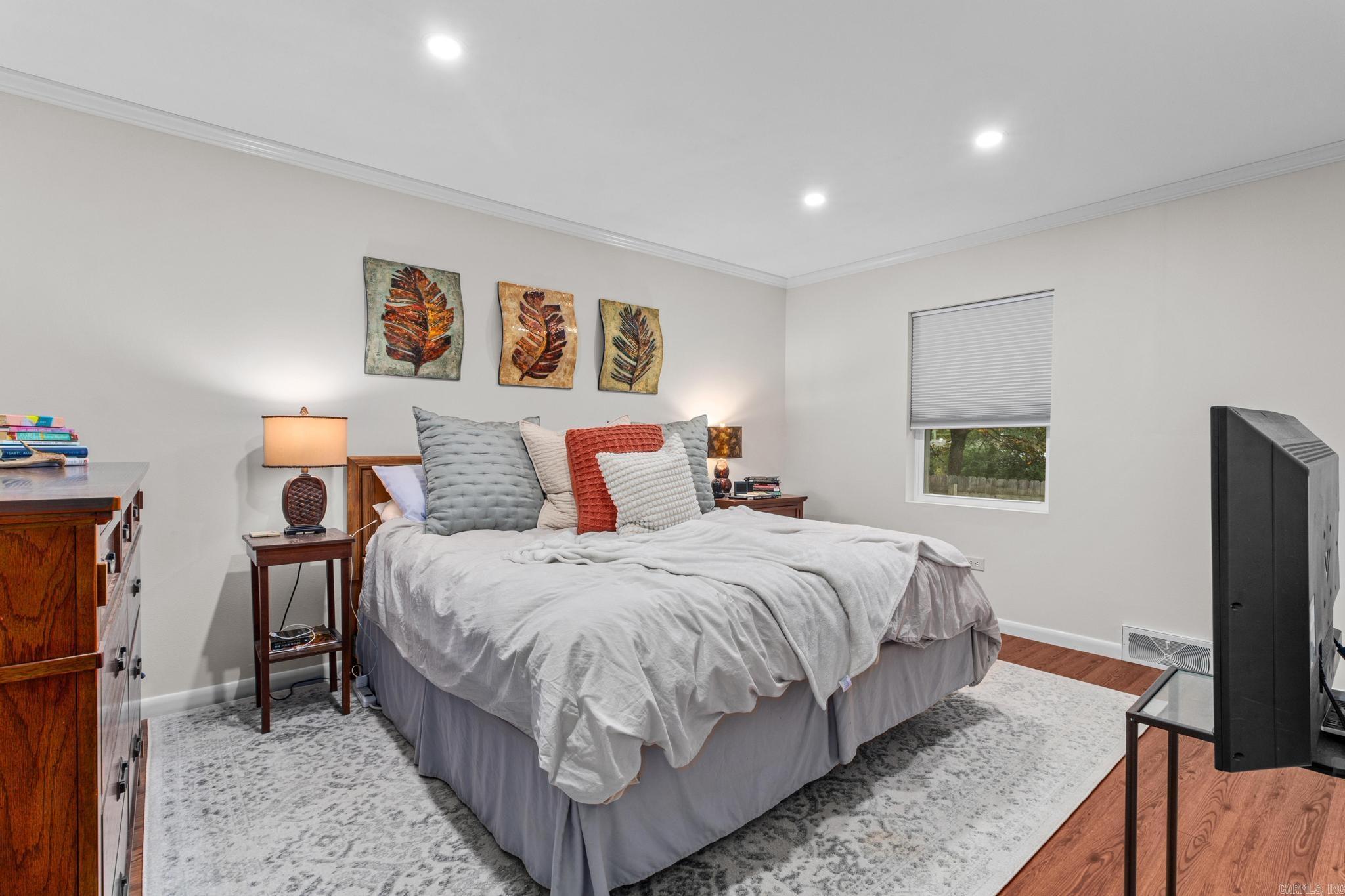 McDonalds Fifth - Residential