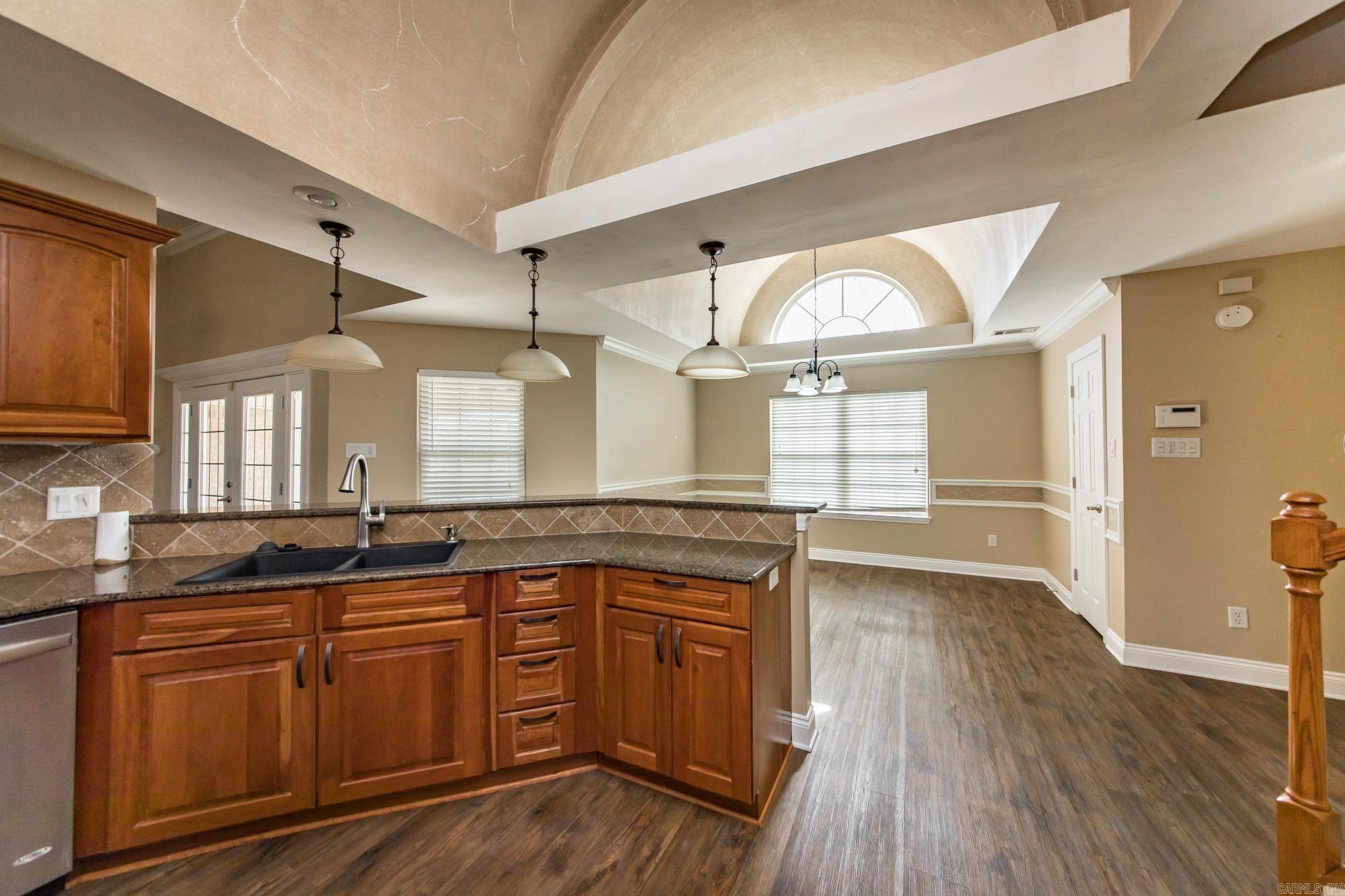 GREYSTONE - Residential