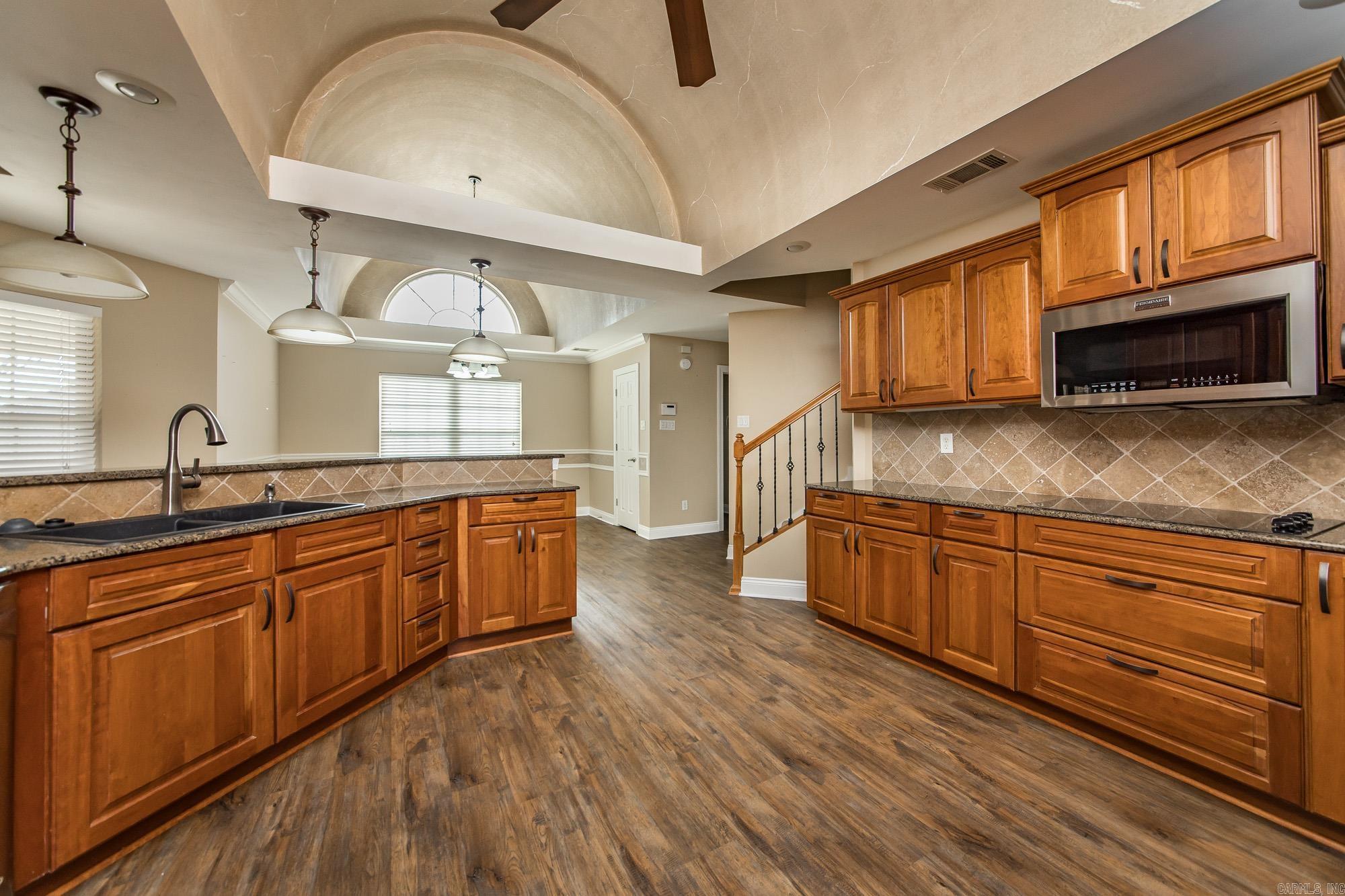 GREYSTONE - Residential