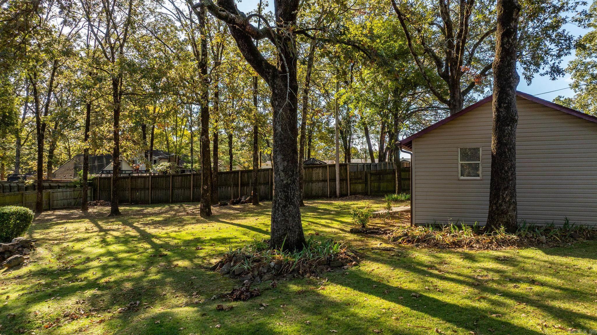 EAST MEADOW - Residential