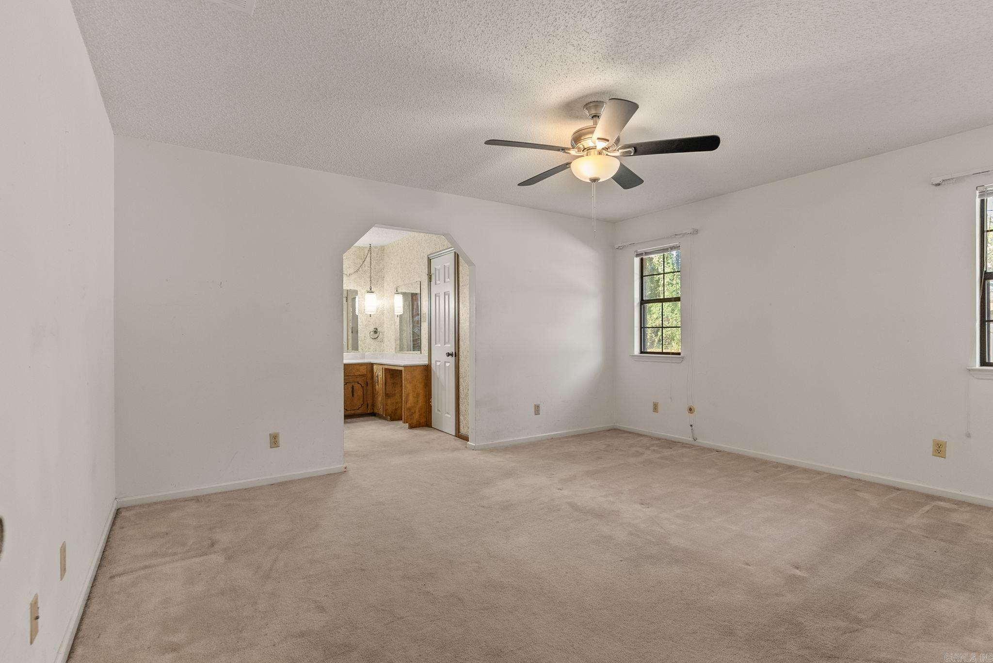 EAST MEADOW - Residential