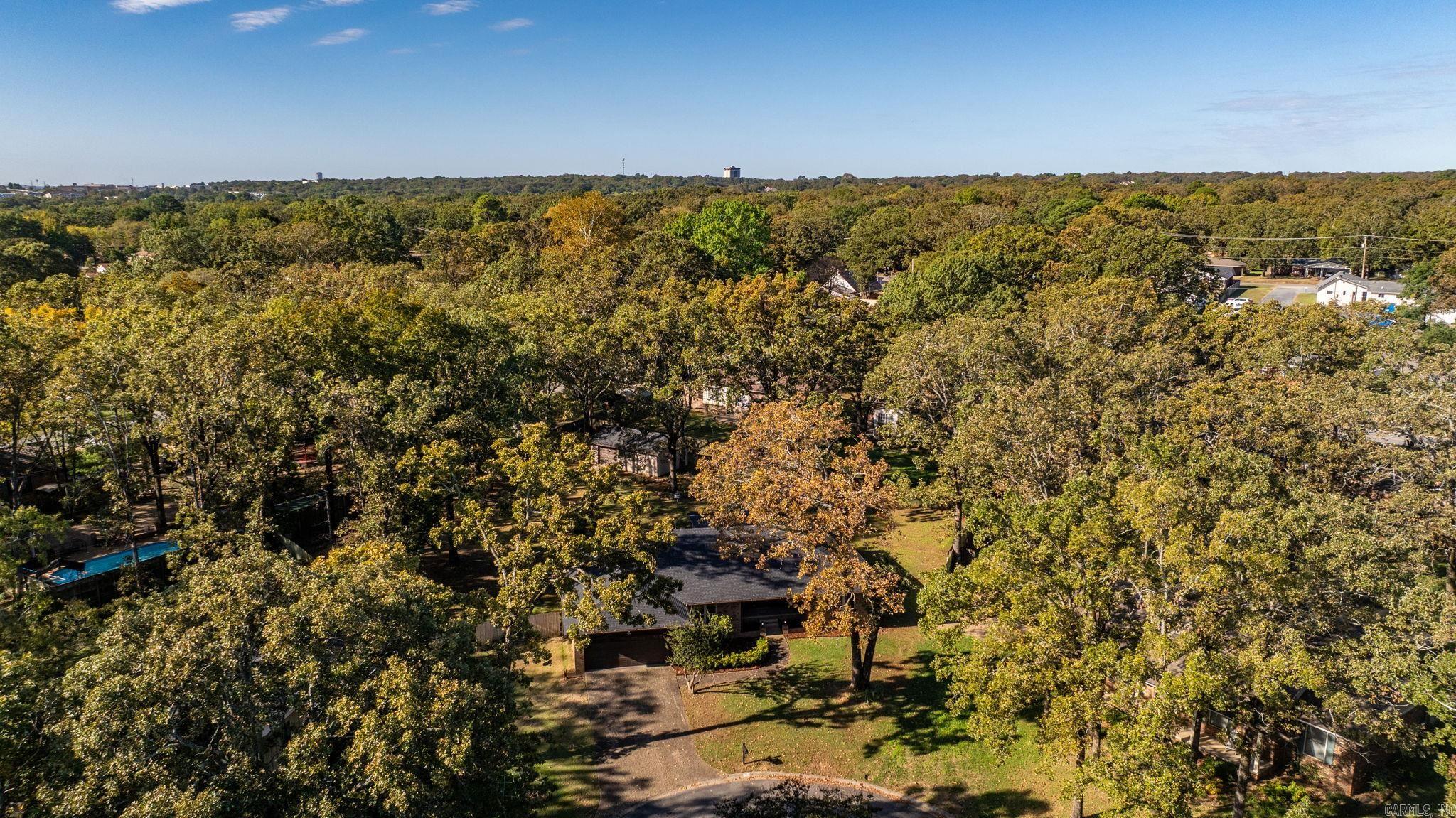 EAST MEADOW - Residential