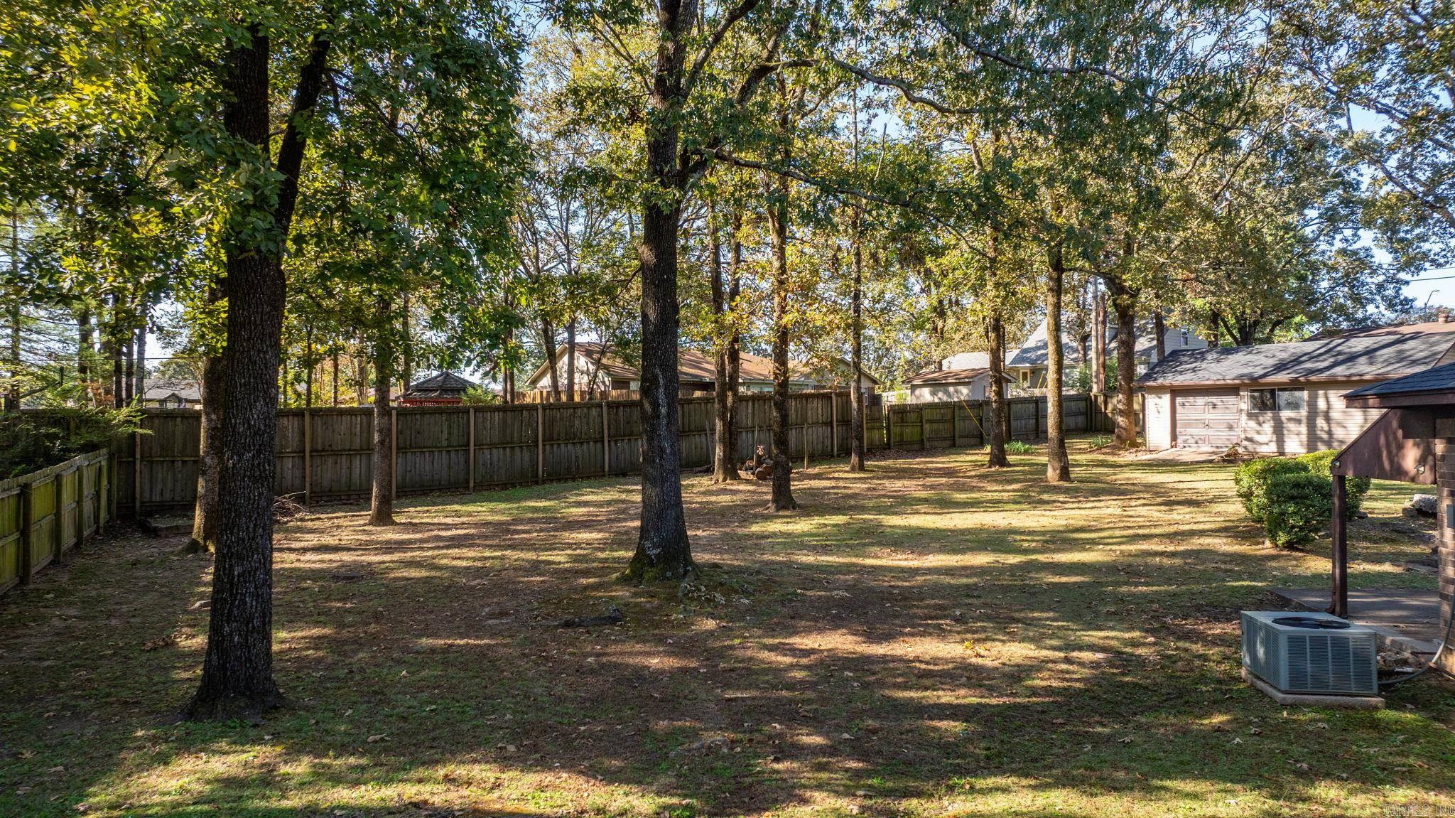 EAST MEADOW - Residential
