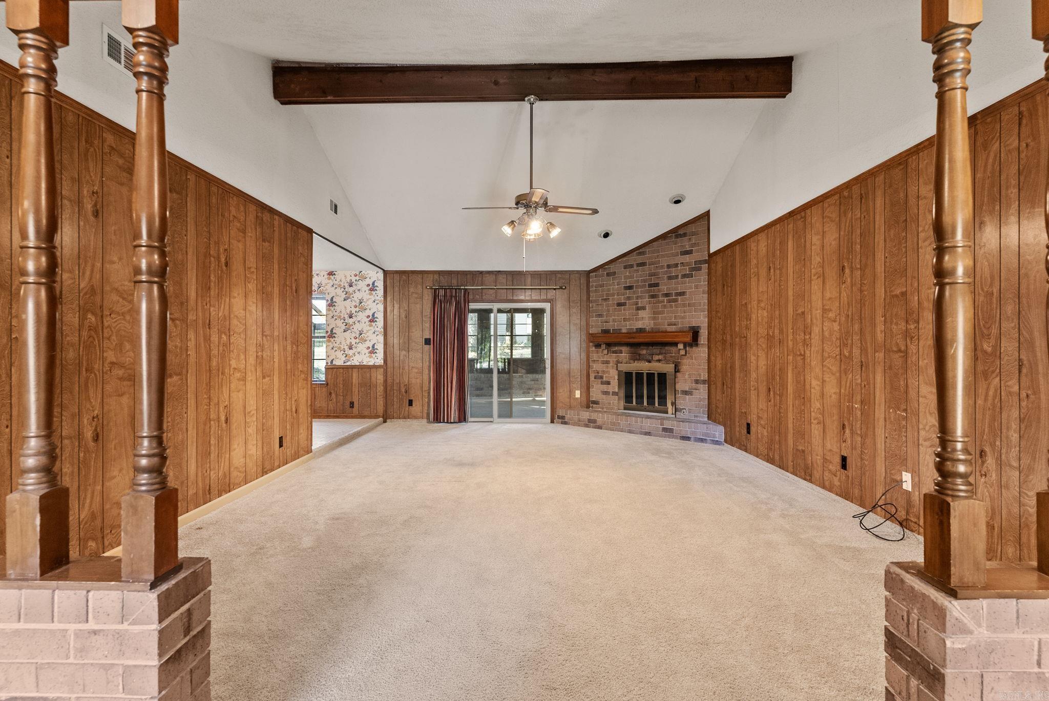 EAST MEADOW - Residential