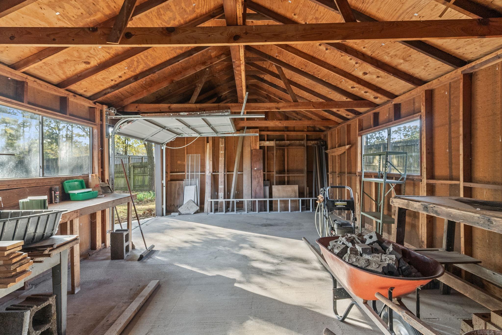 EAST MEADOW - Residential