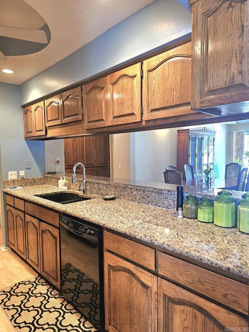 BALLESTEROS - Residential