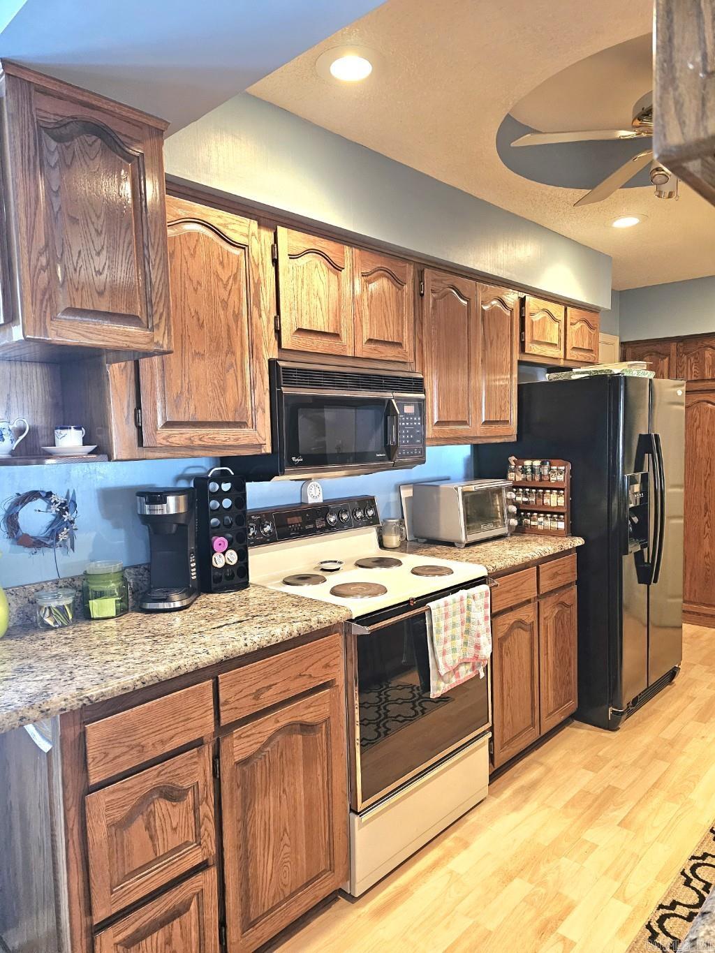 BALLESTEROS - Residential