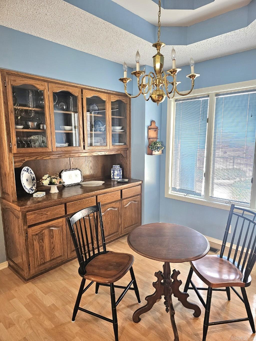 BALLESTEROS - Residential