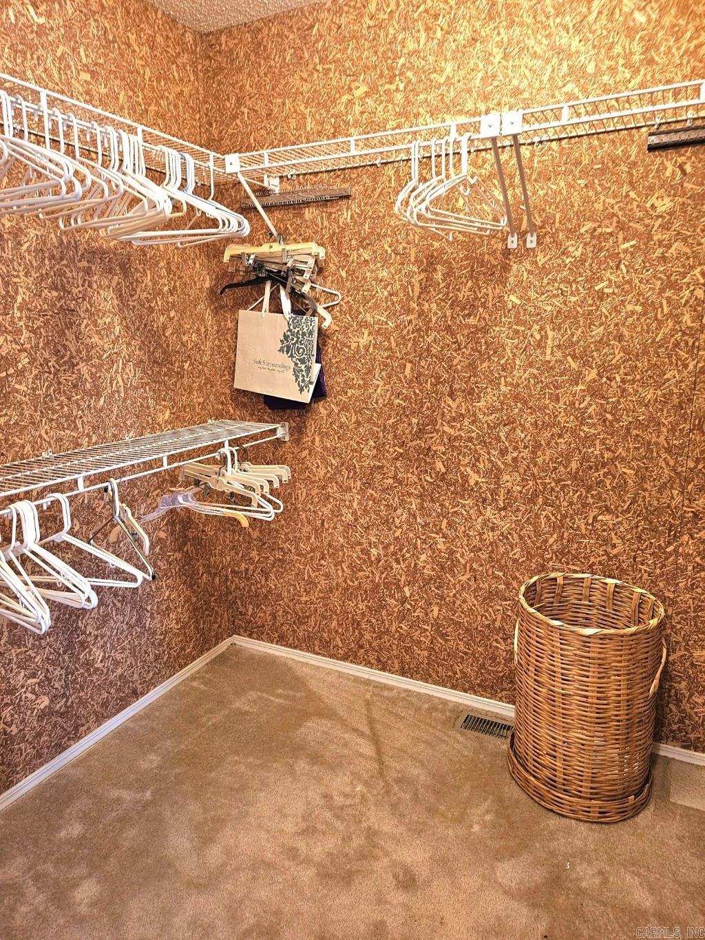 BALLESTEROS - Residential