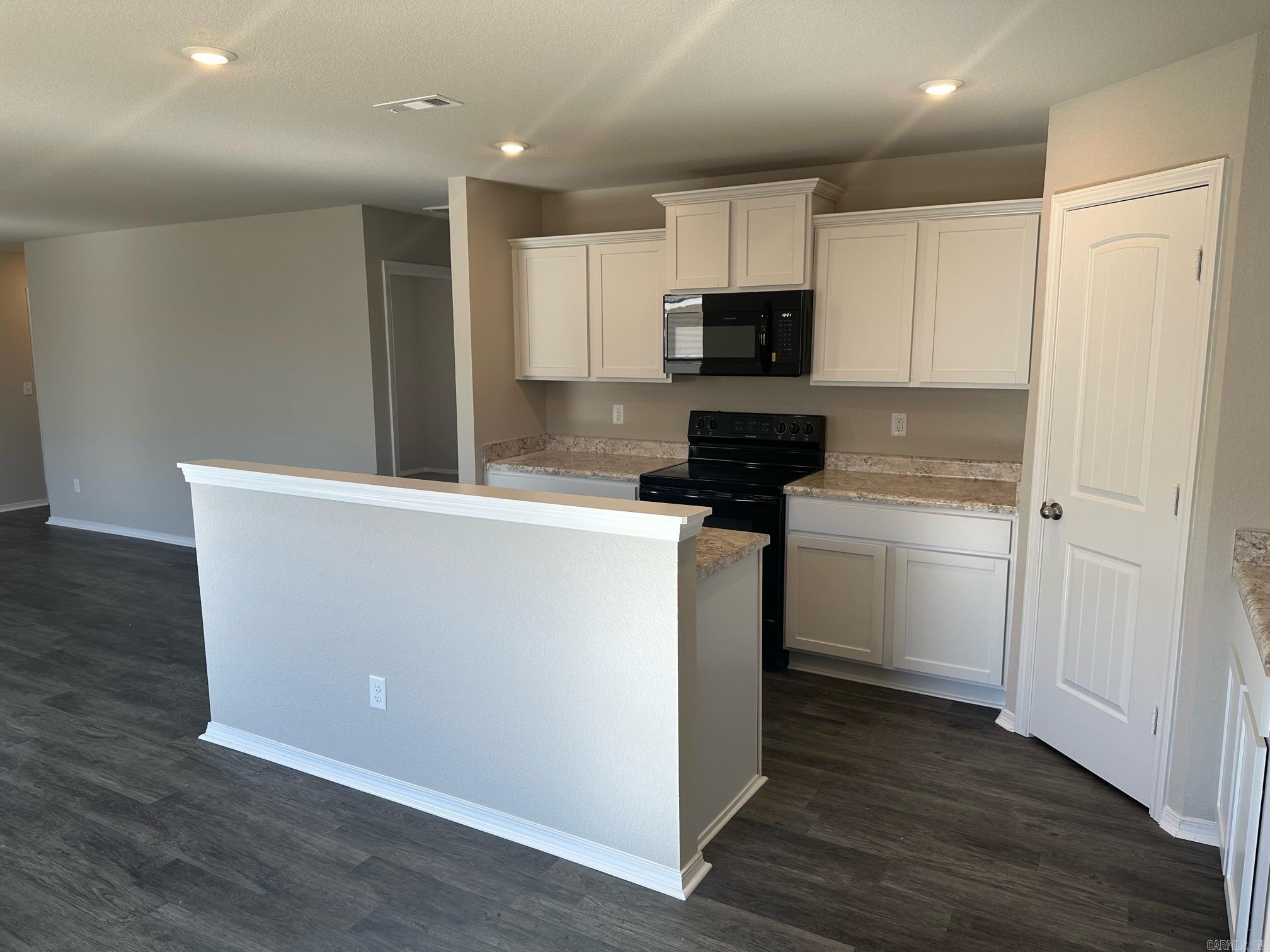 THE MEADOWS - Residential