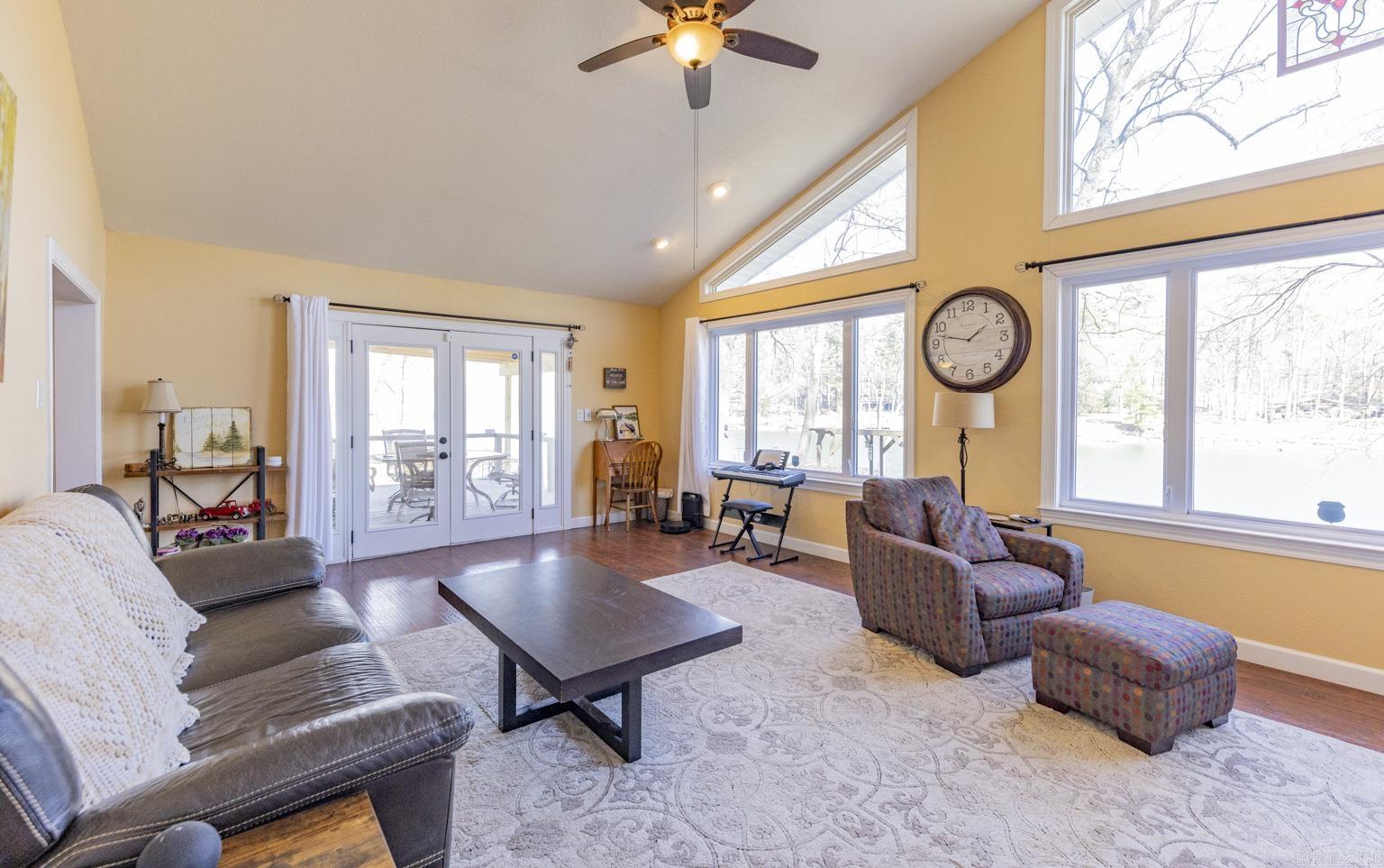 LAKE CATHERINE LAKE VIEW ESTATES - Residential