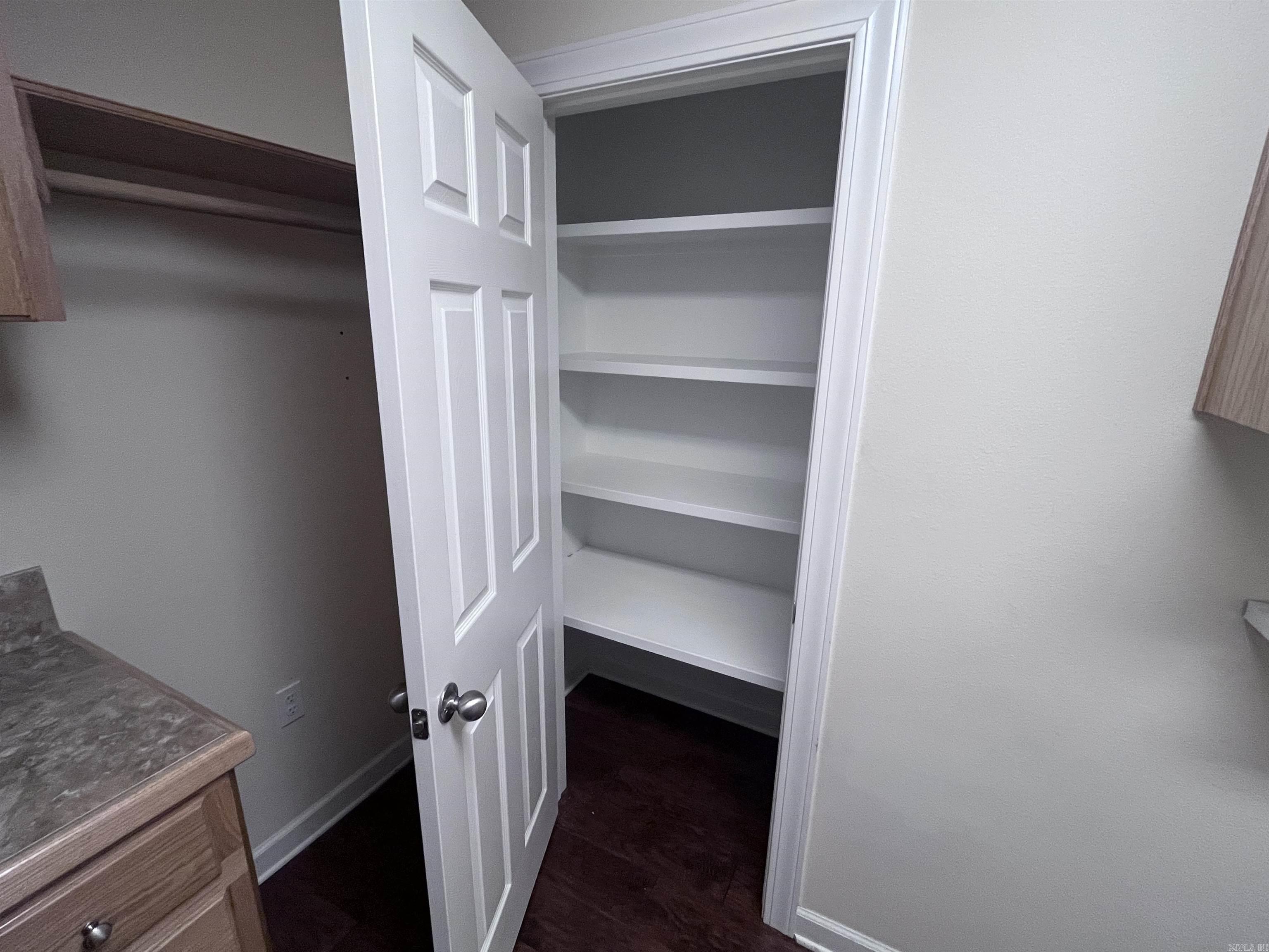 Base Meadows - Residential Lease