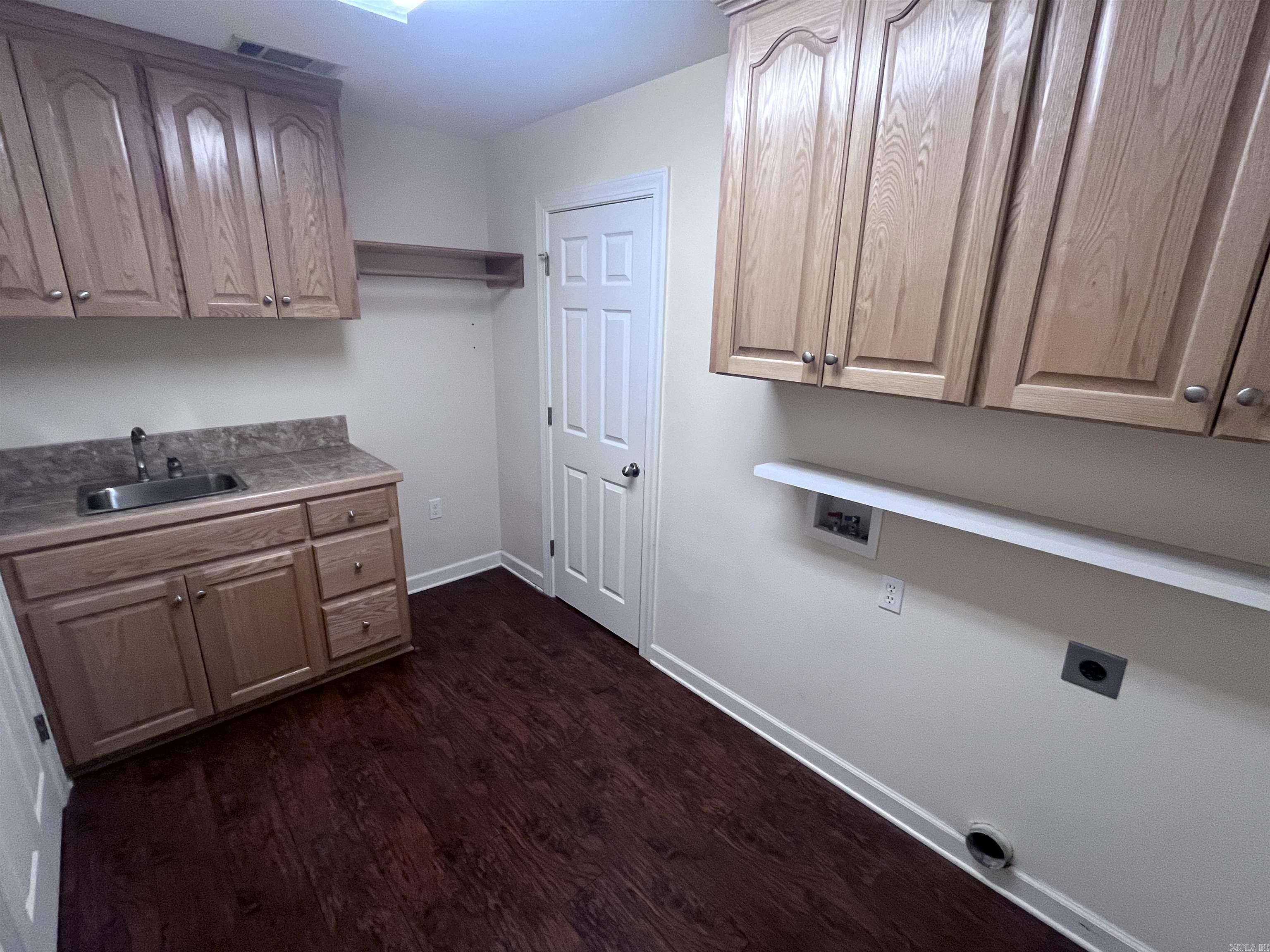 Base Meadows - Residential Lease