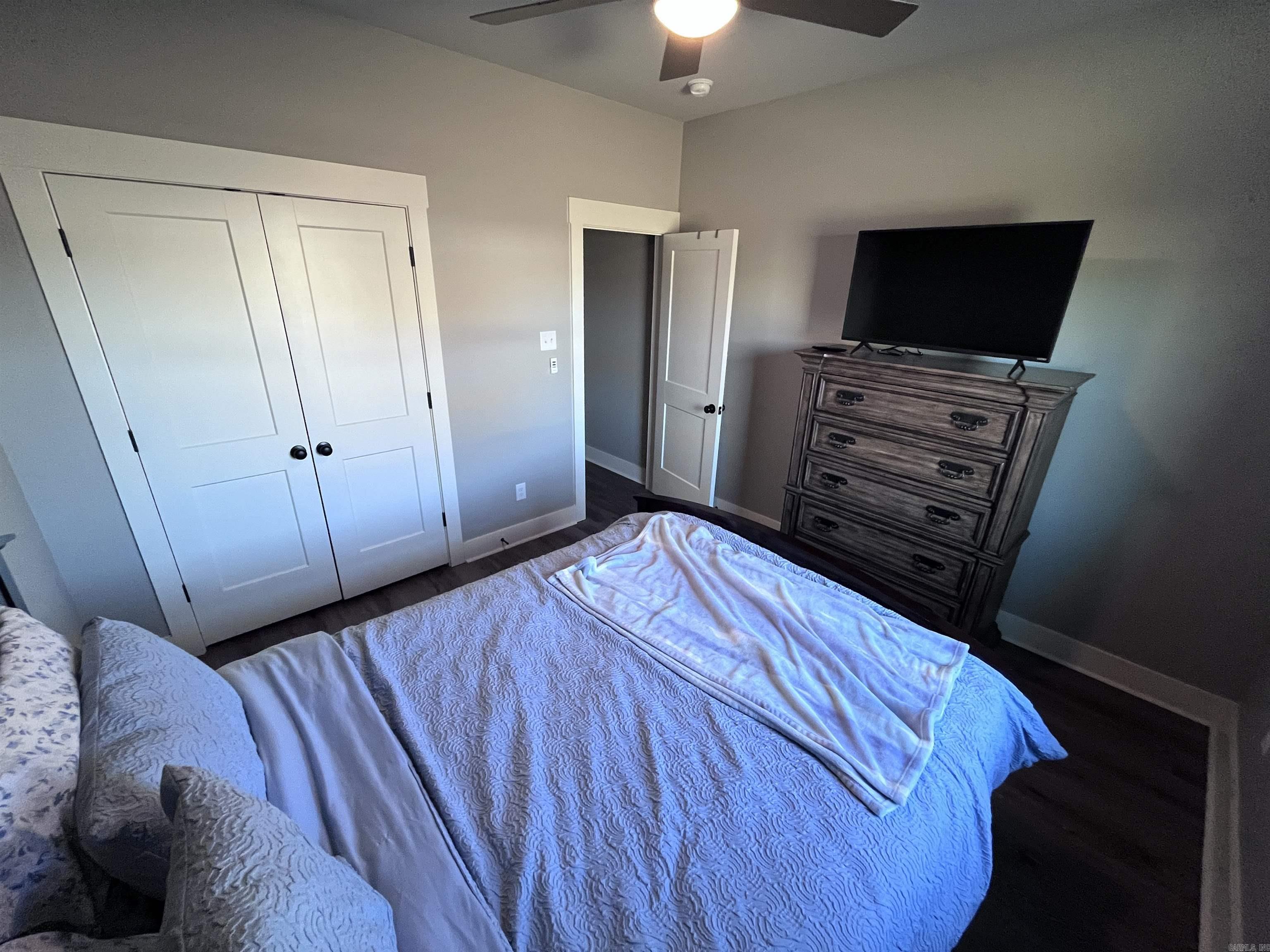 MOUNT TABOR ESTATES - Residential Lease