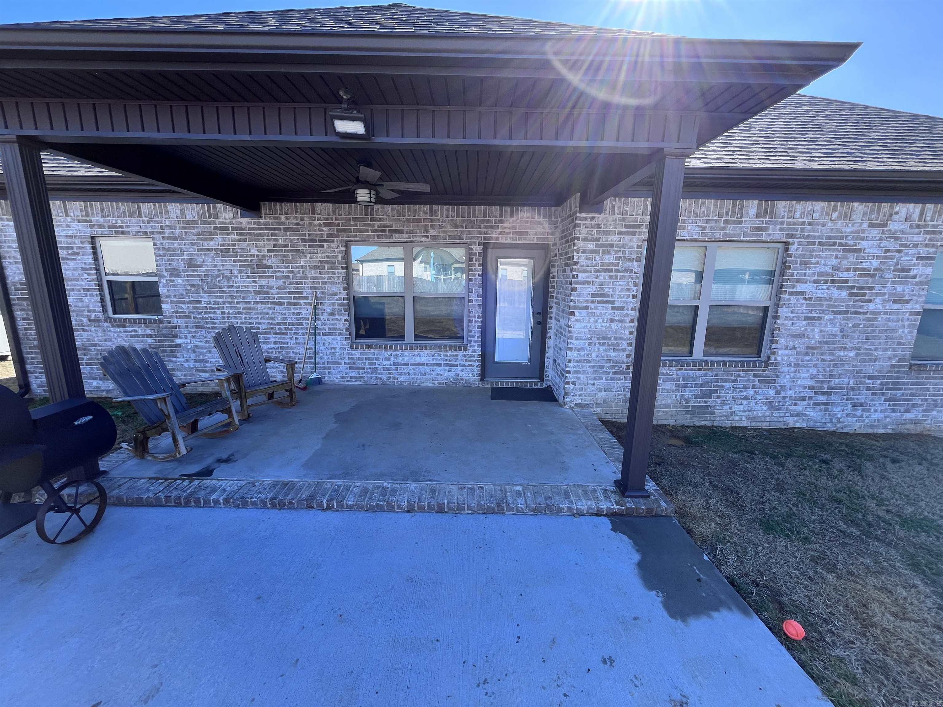 MOUNT TABOR ESTATES - Residential Lease