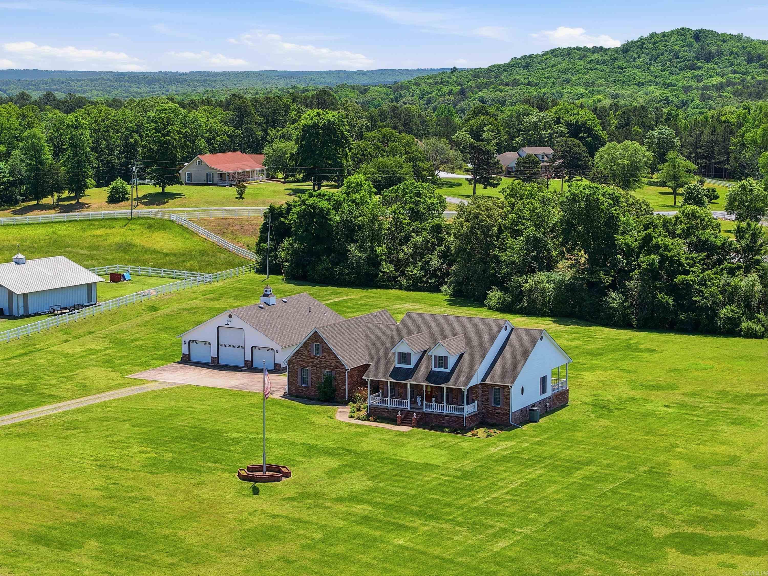 MEADOW BROOK ACRES - Residential
