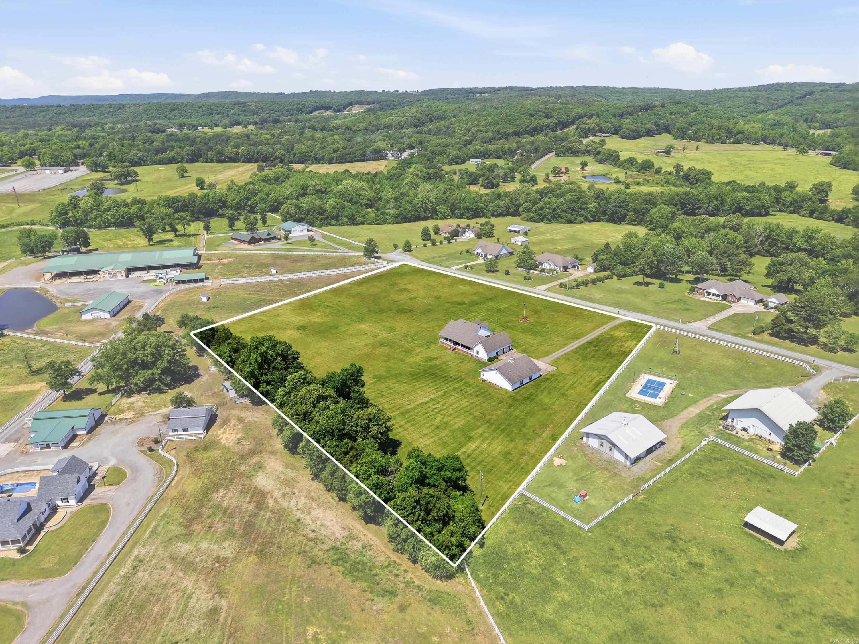 MEADOW BROOK ACRES - Residential