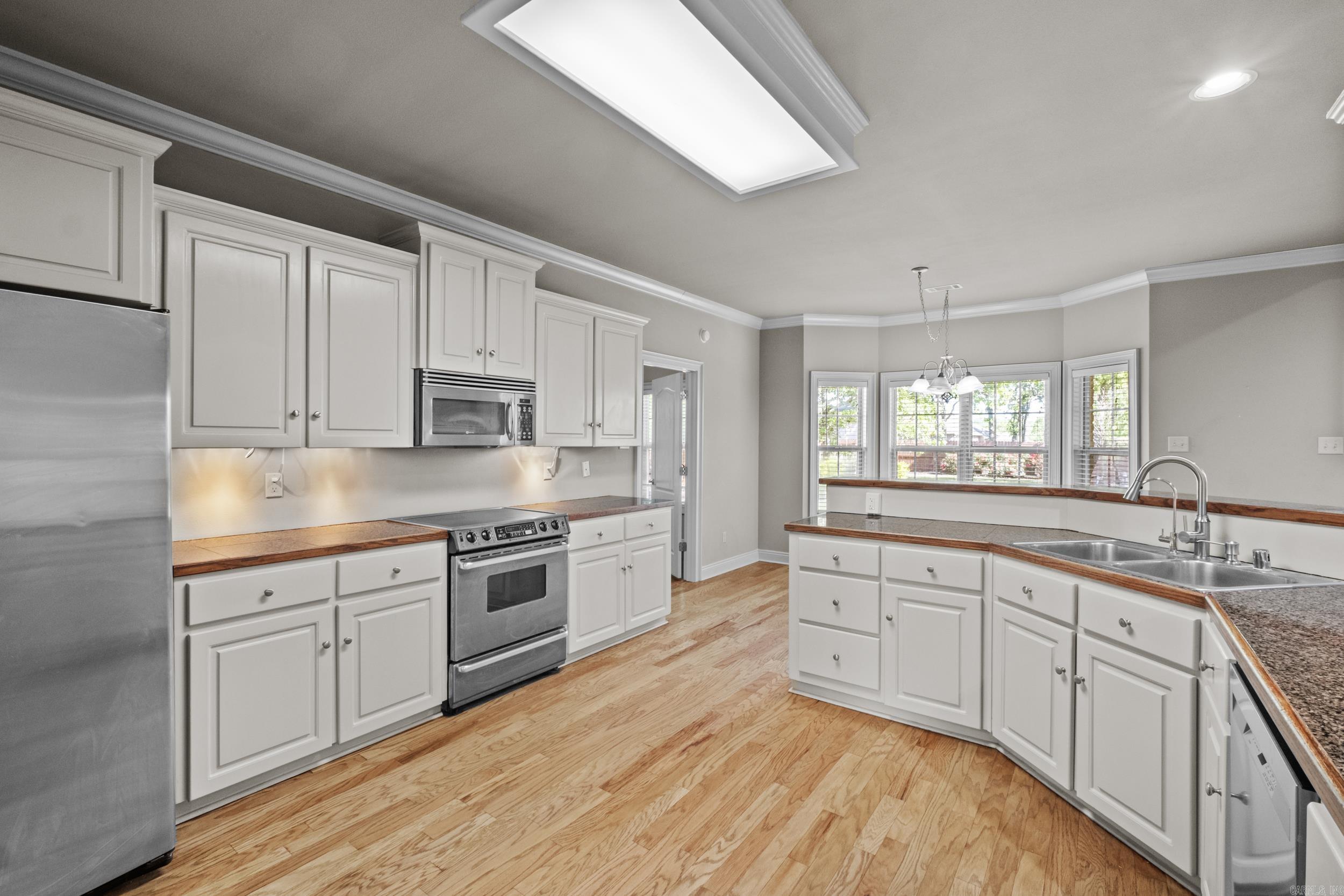 WELLINGTON PLACE - Residential