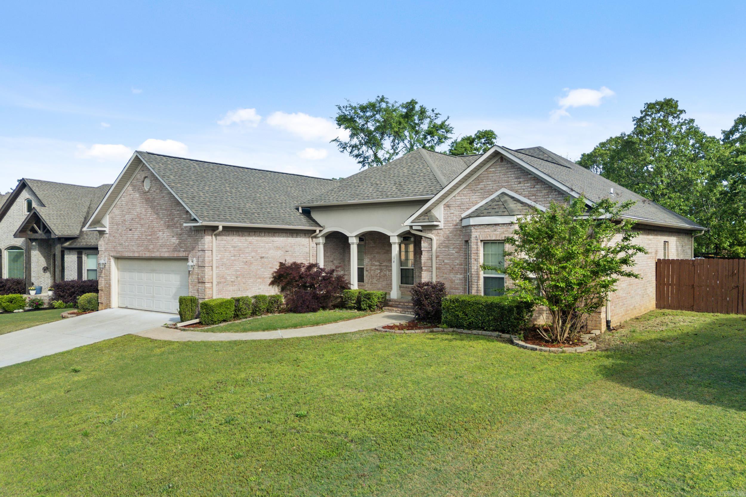 WELLINGTON PLACE - Residential