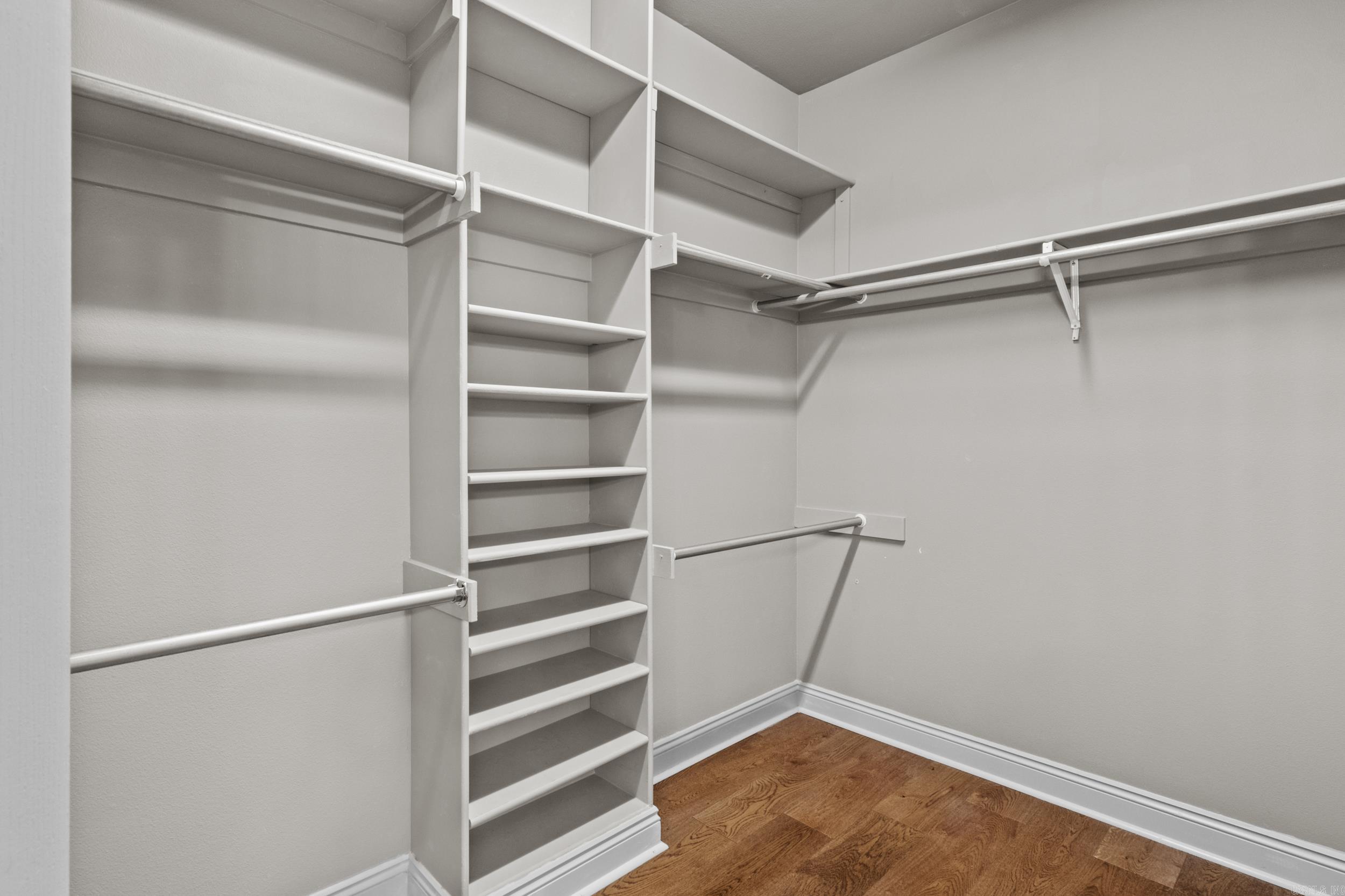 WELLINGTON PLACE - Residential