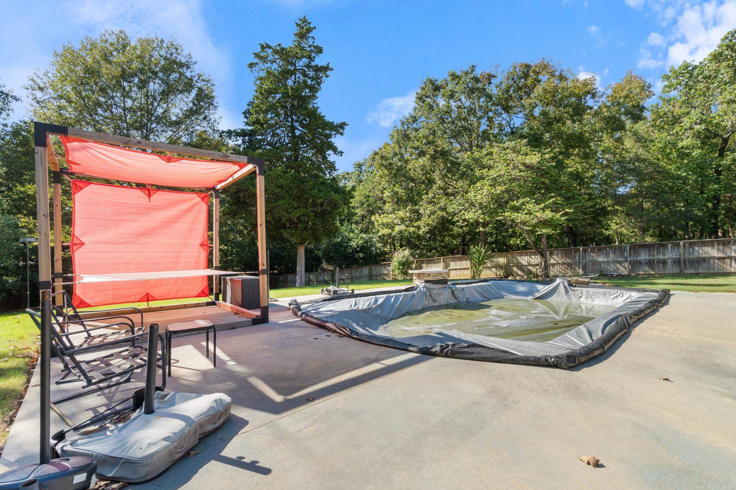 CLUB WEST ESTATES - Residential