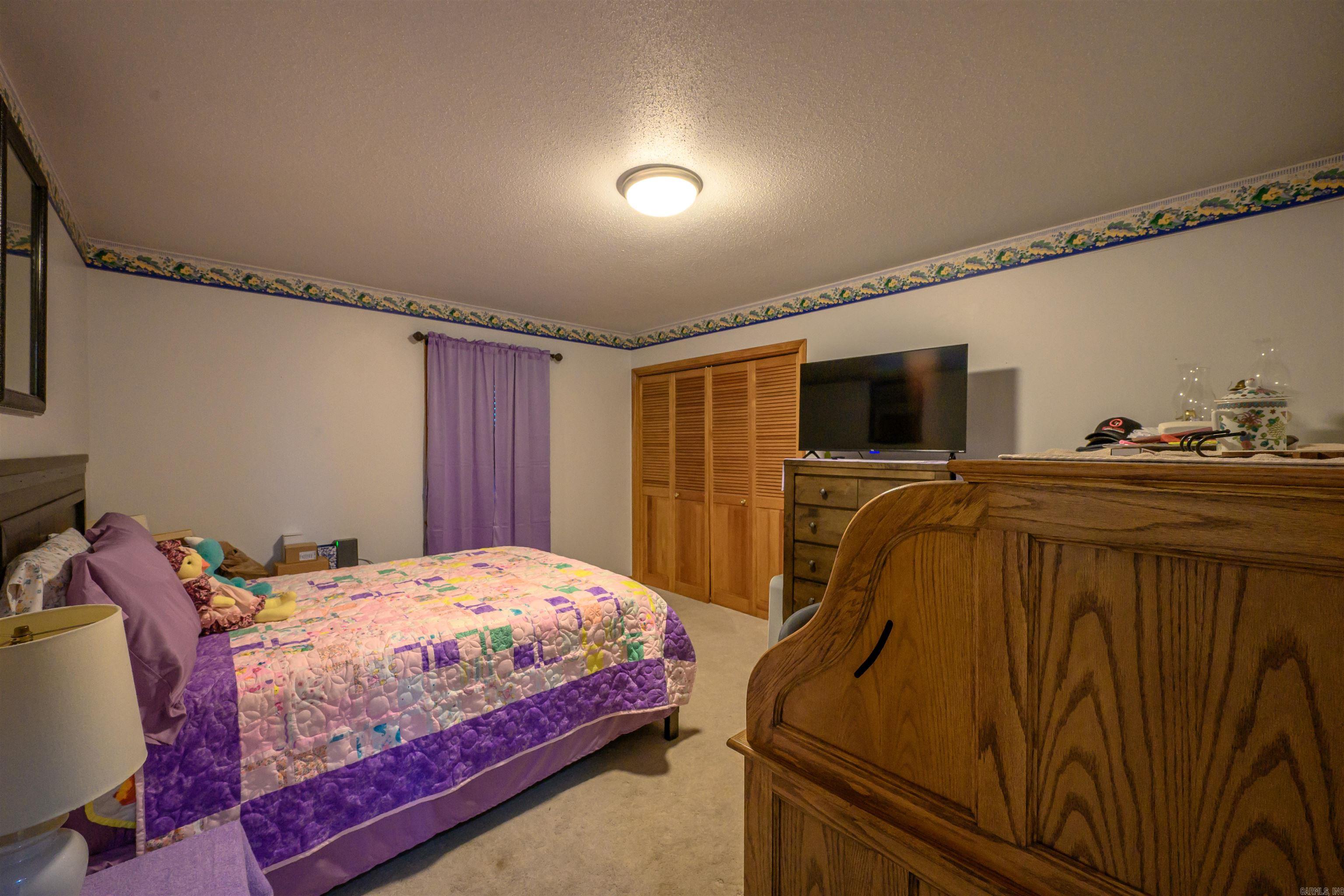 ORIGINAL TOWN - MELBOURNE - Residential