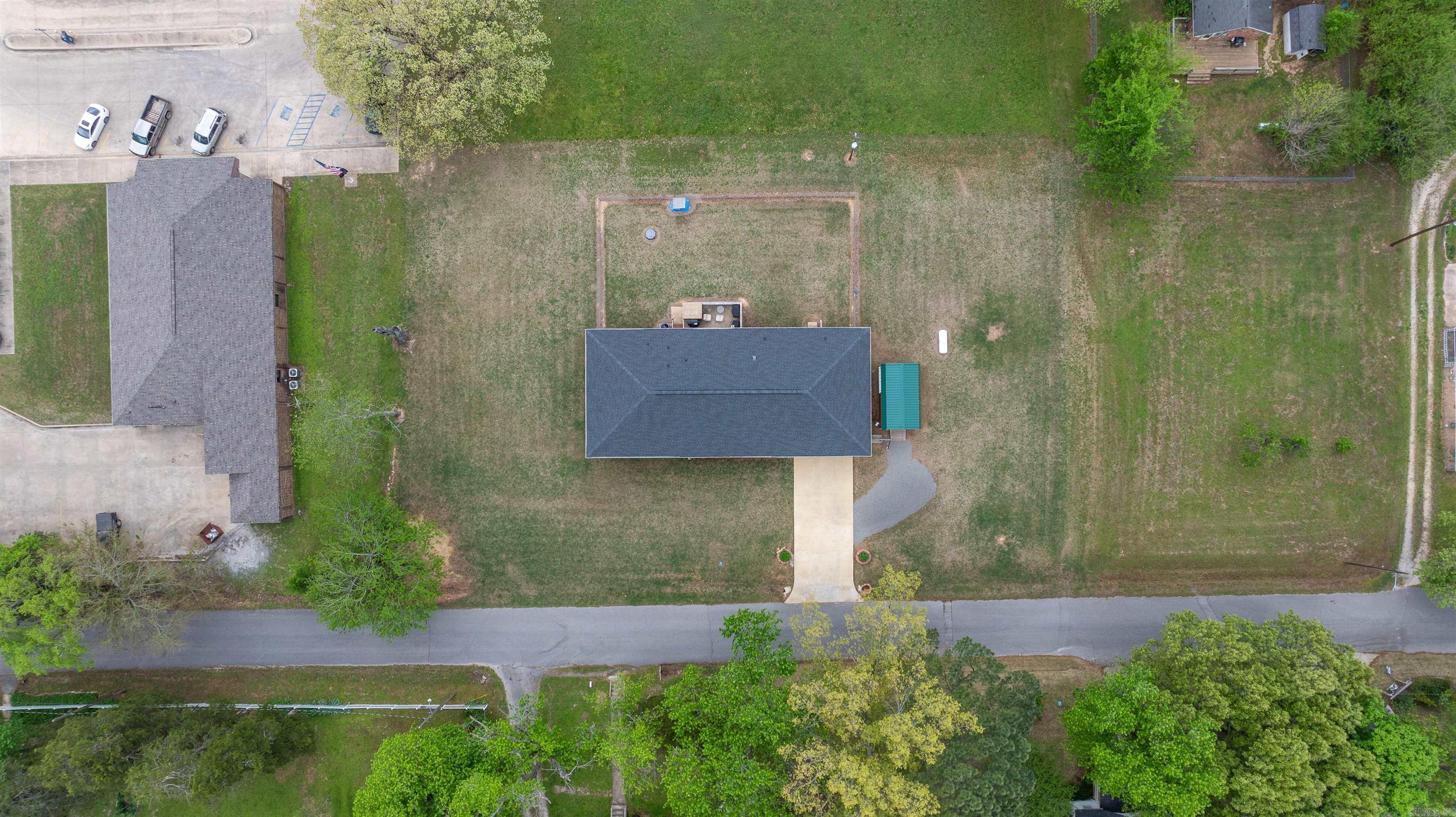 ORIGINAL TOWN - MELBOURNE - Residential