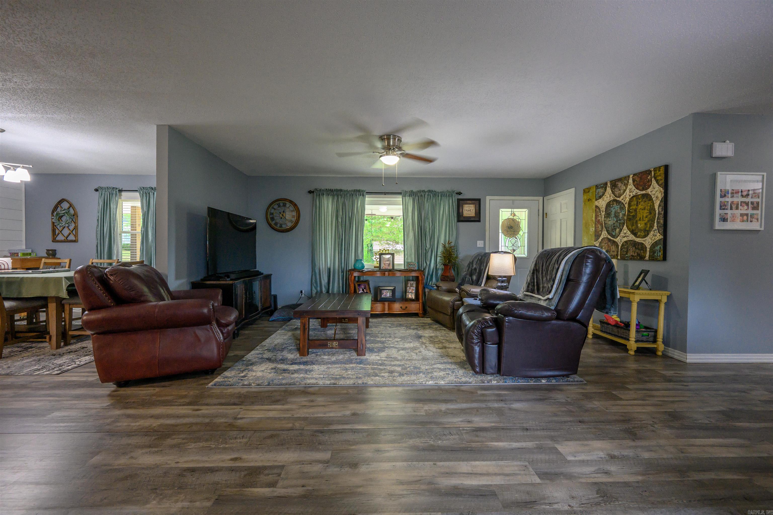 ORIGINAL TOWN - MELBOURNE - Residential