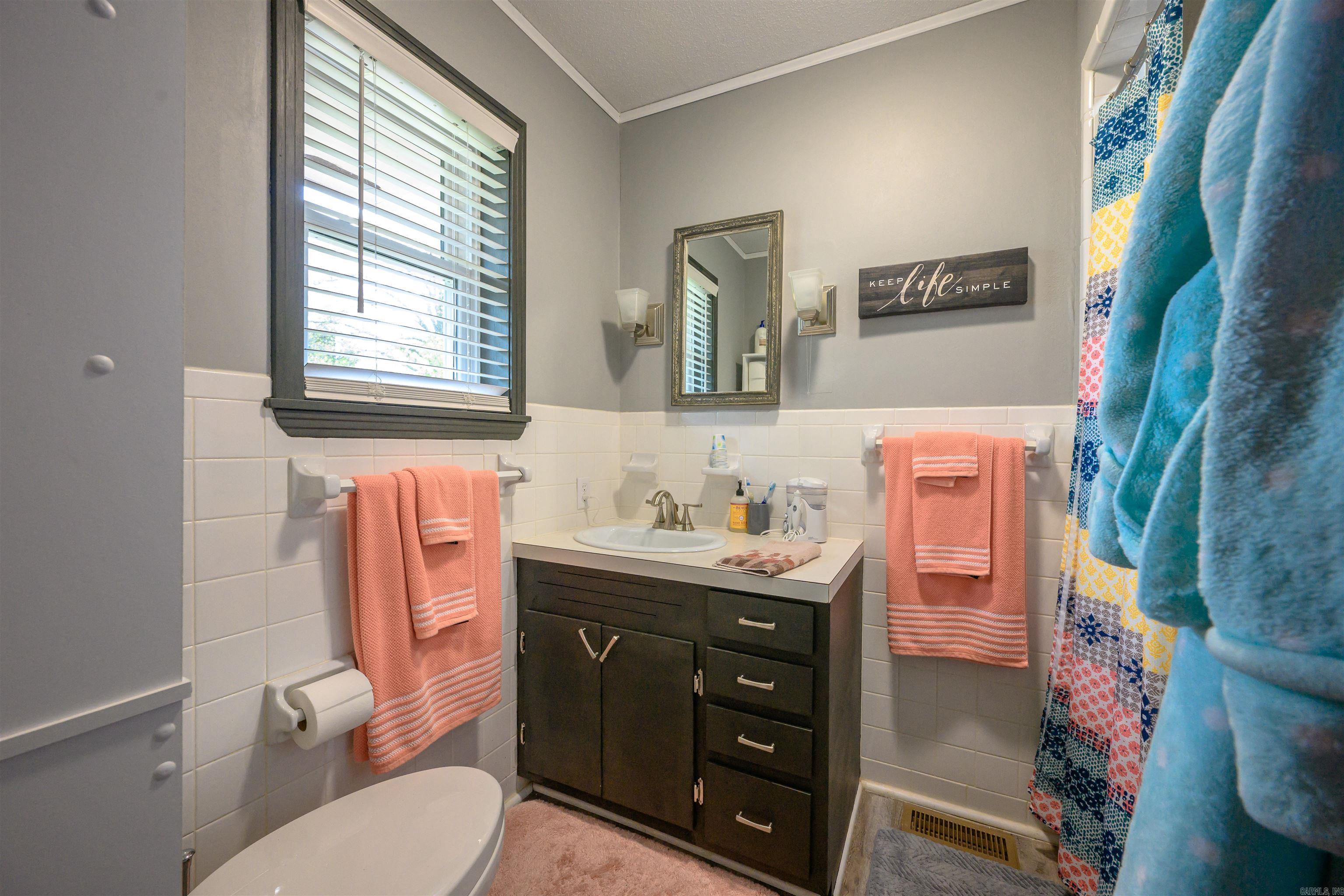 ORIGINAL TOWN - MELBOURNE - Residential