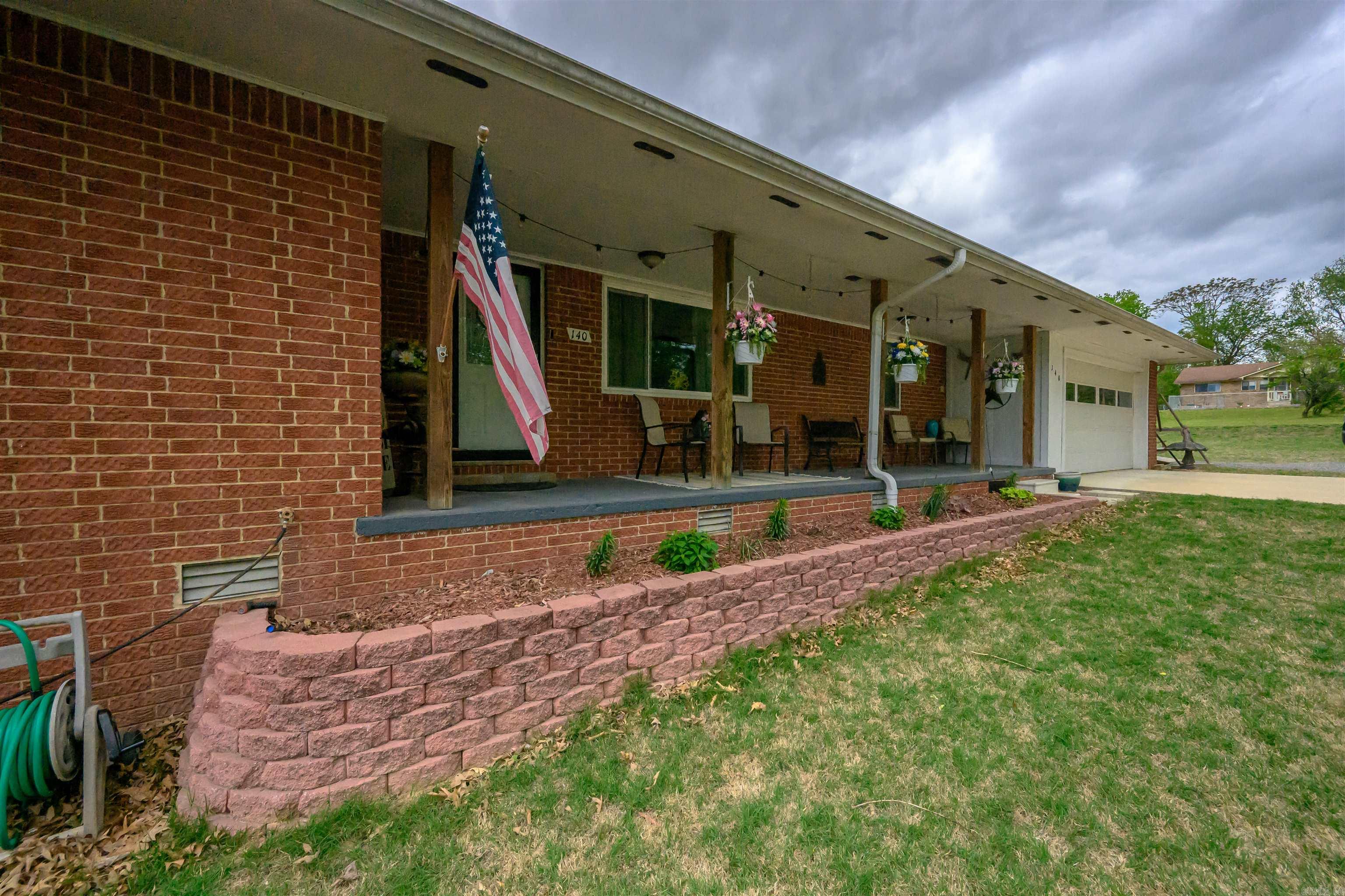 ORIGINAL TOWN - MELBOURNE - Residential