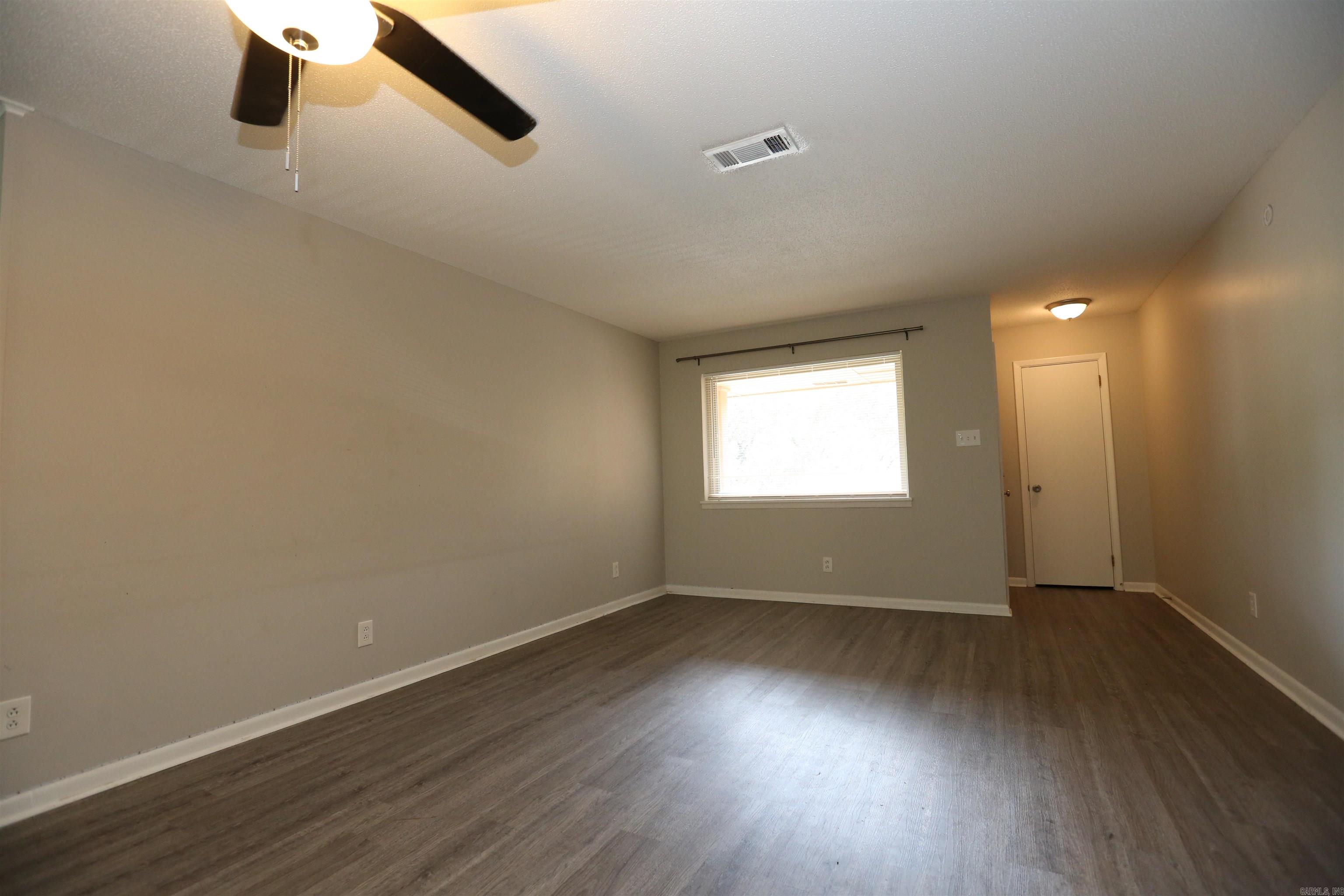 PIKE VIEW - Residential