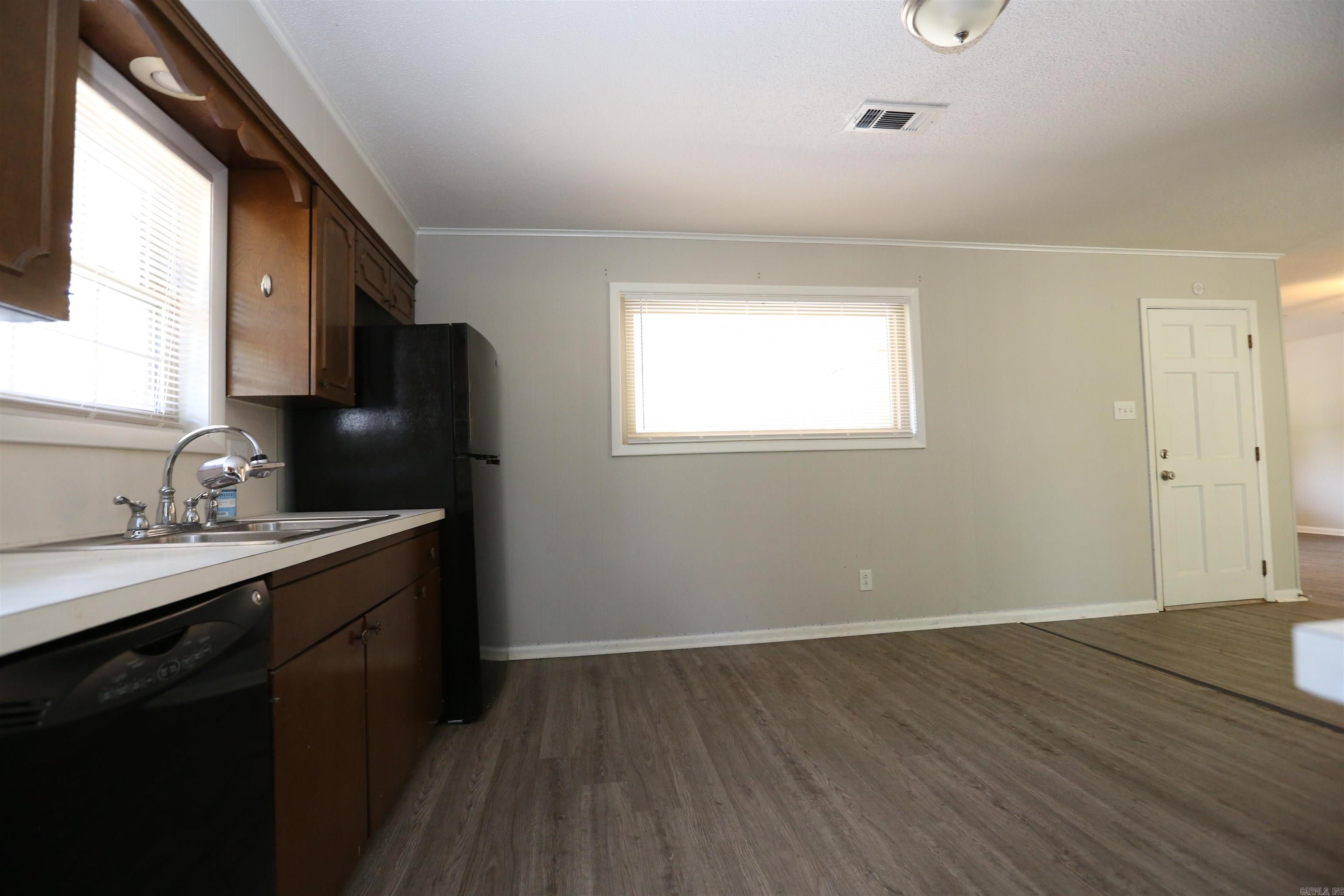 PIKE VIEW - Residential