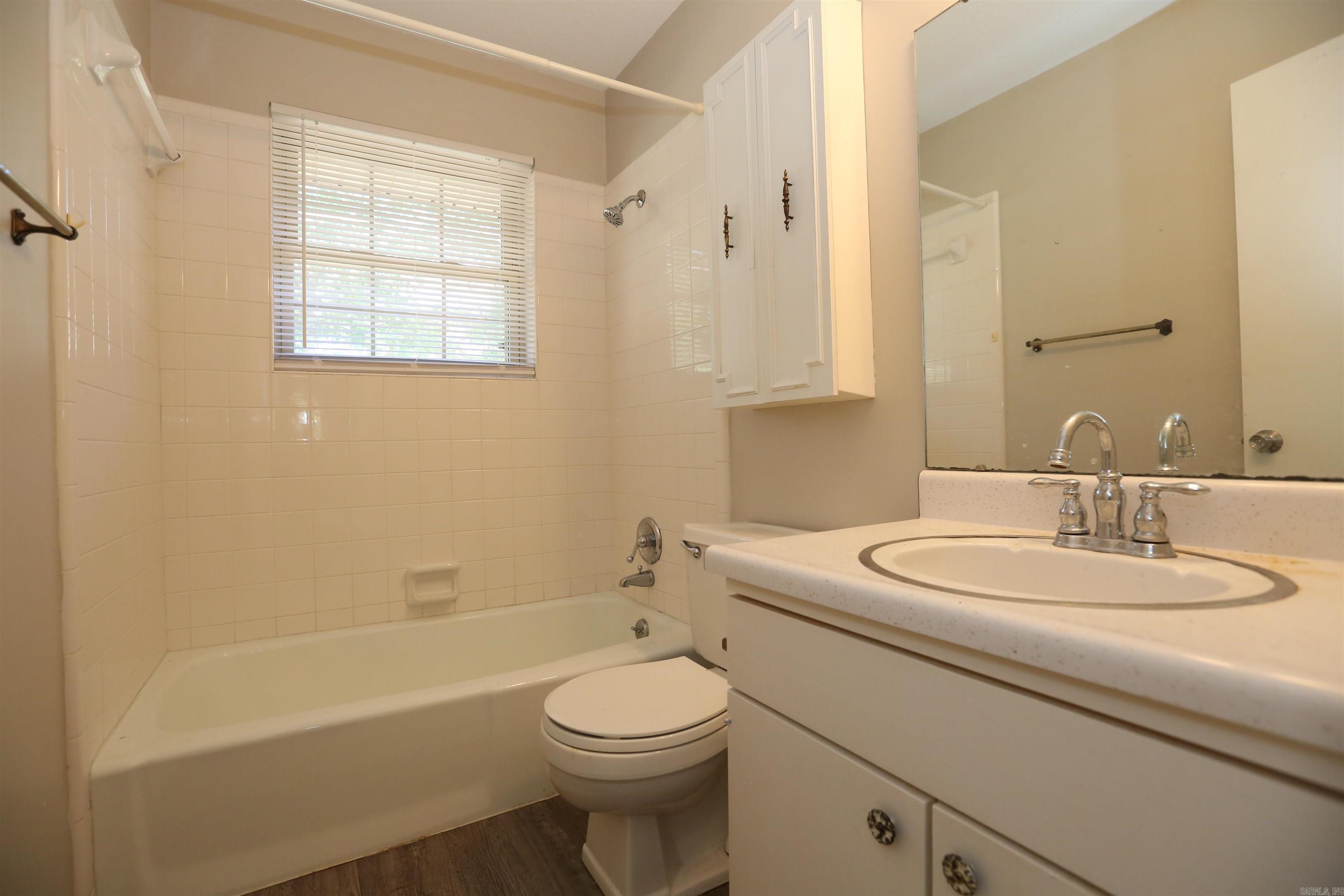 PIKE VIEW - Residential