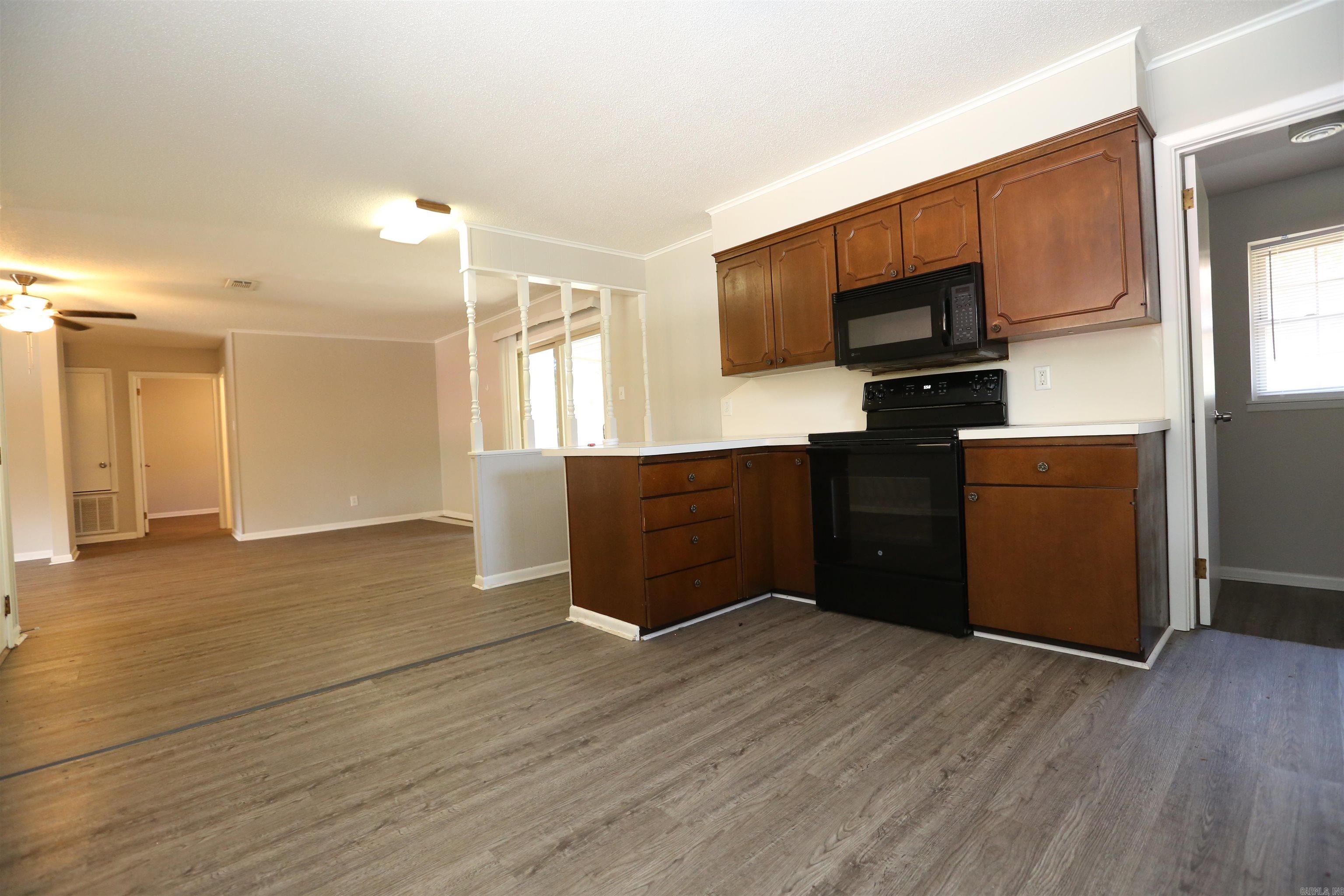 PIKE VIEW - Residential