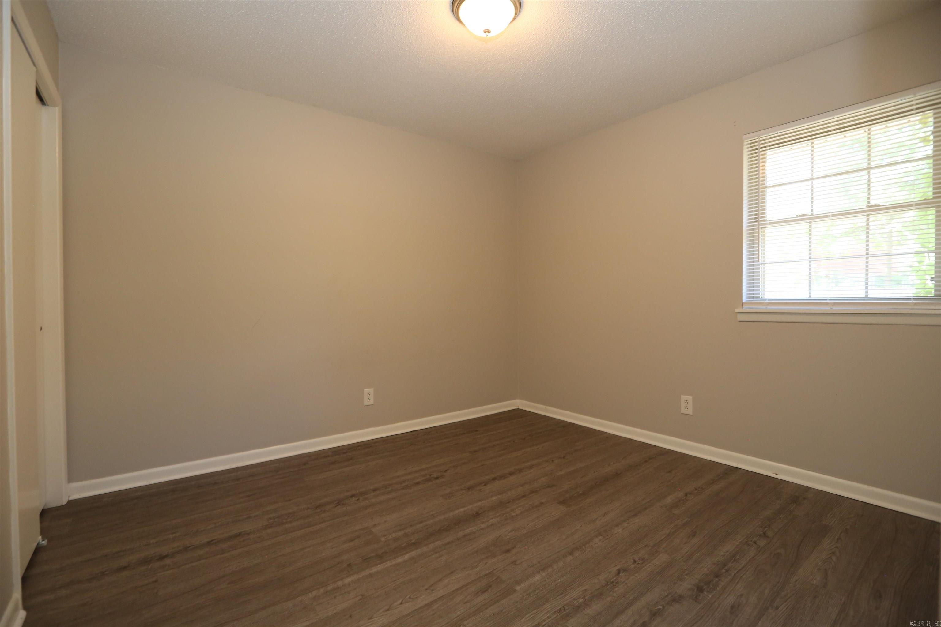 PIKE VIEW - Residential