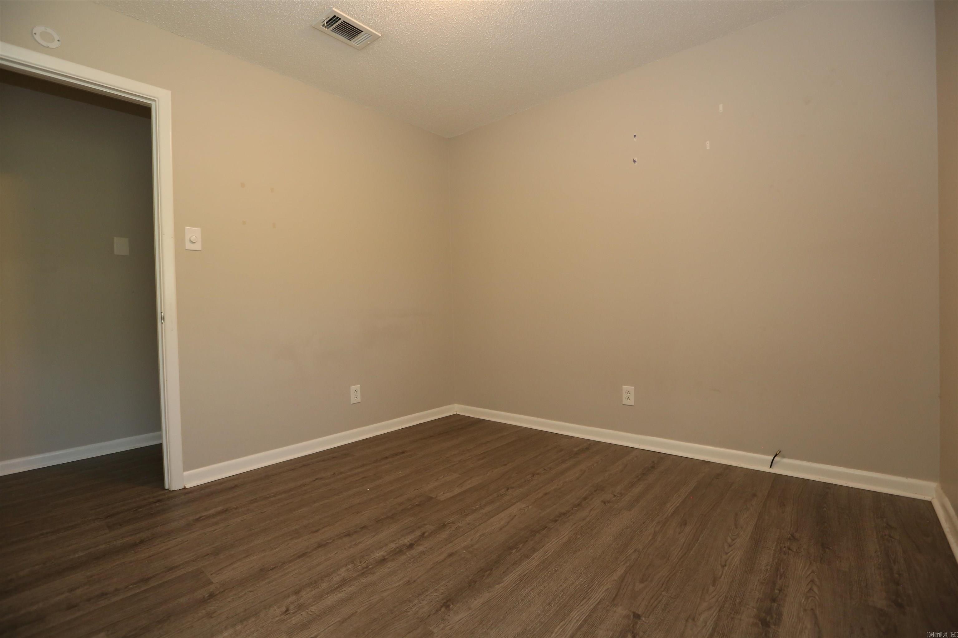 PIKE VIEW - Residential