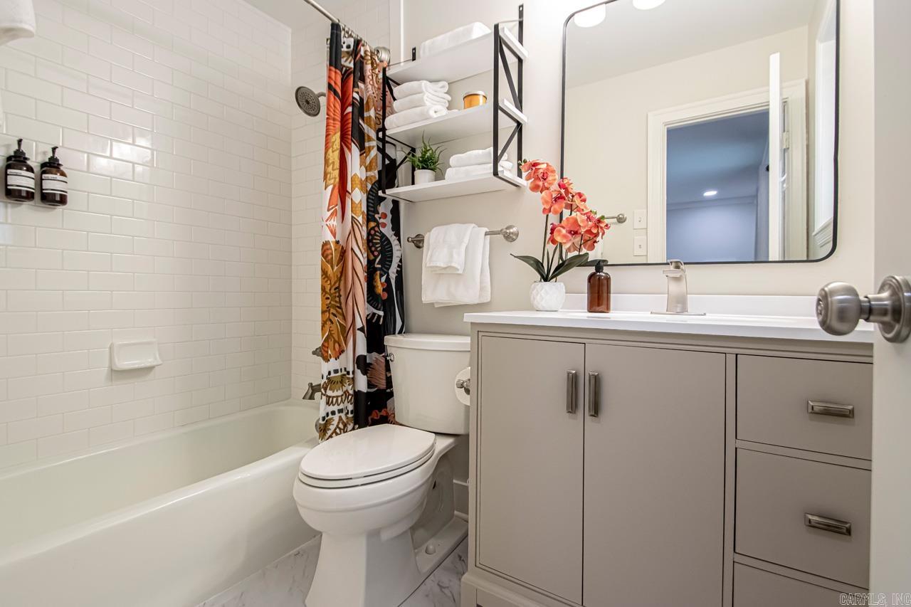 TURTLE CREEK - Residential