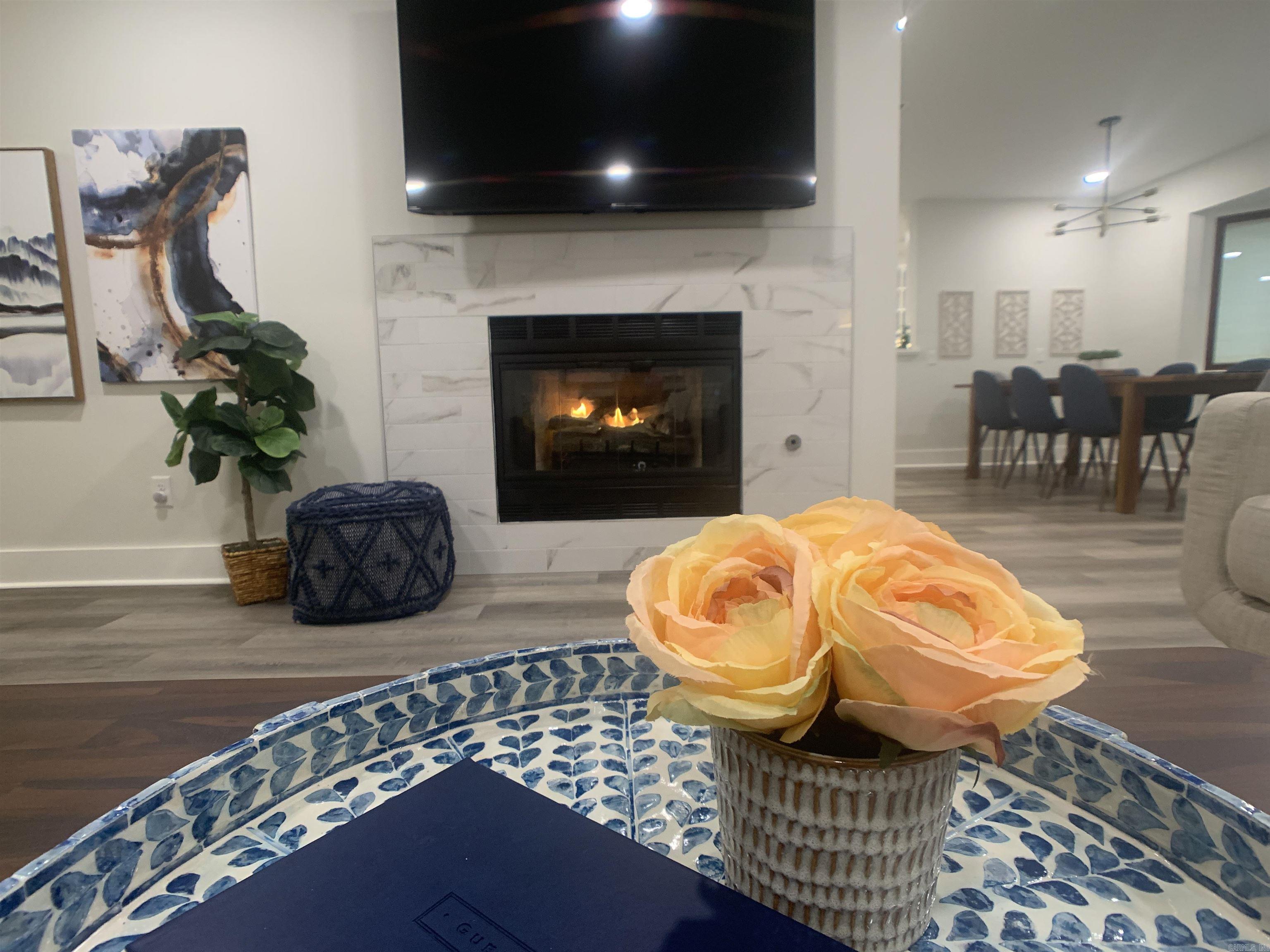 TURTLE CREEK - Residential