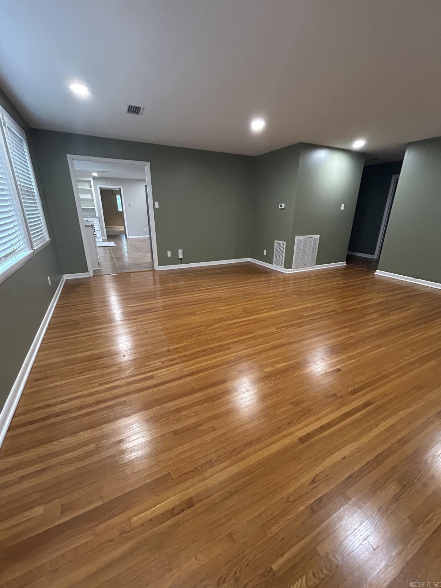 BRIARWOOD - Residential