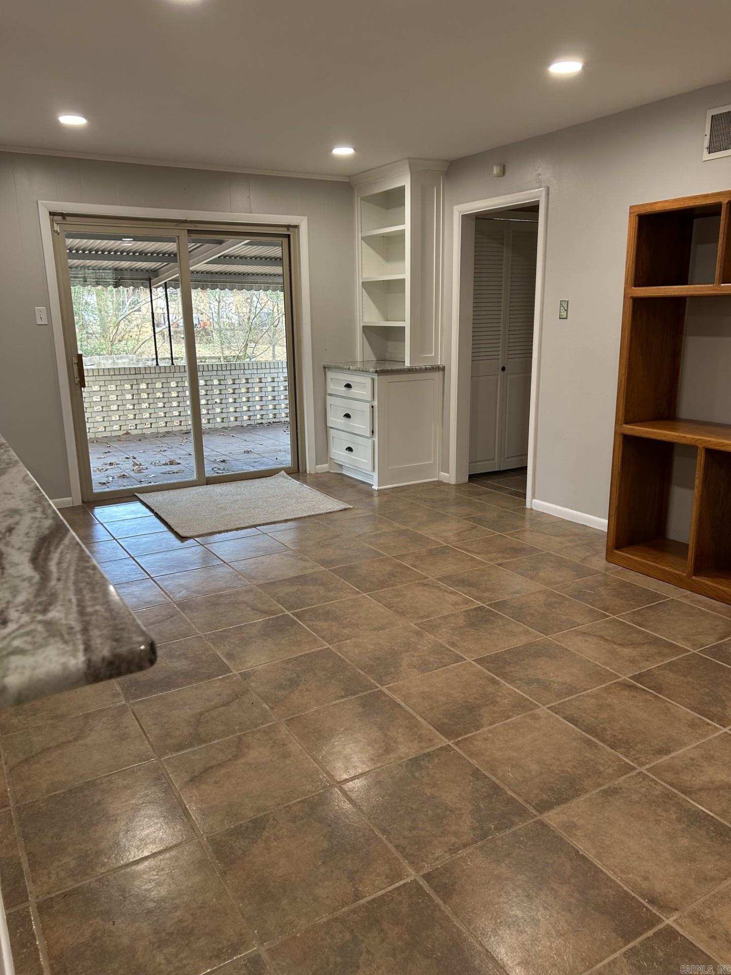 BRIARWOOD - Residential