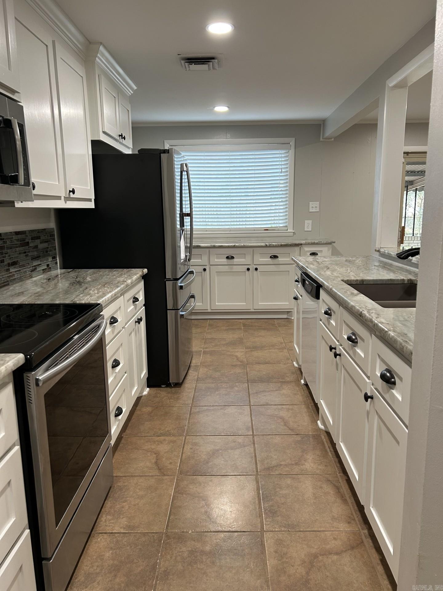 BRIARWOOD - Residential