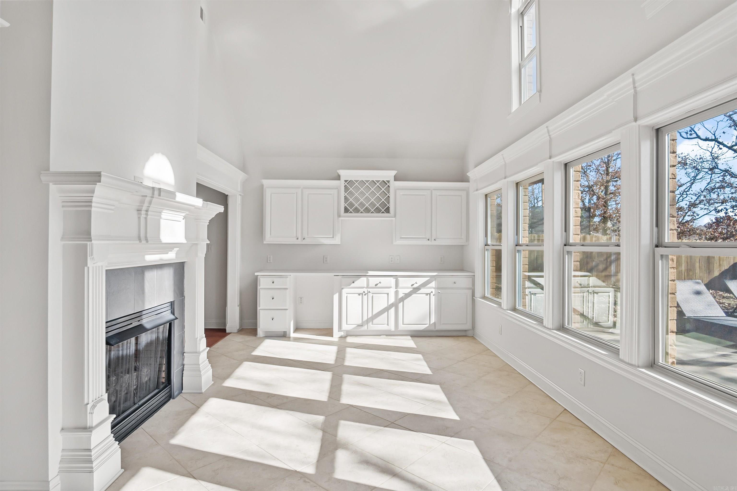 MYSTERY LAKE @ GREYSTONE - Residential