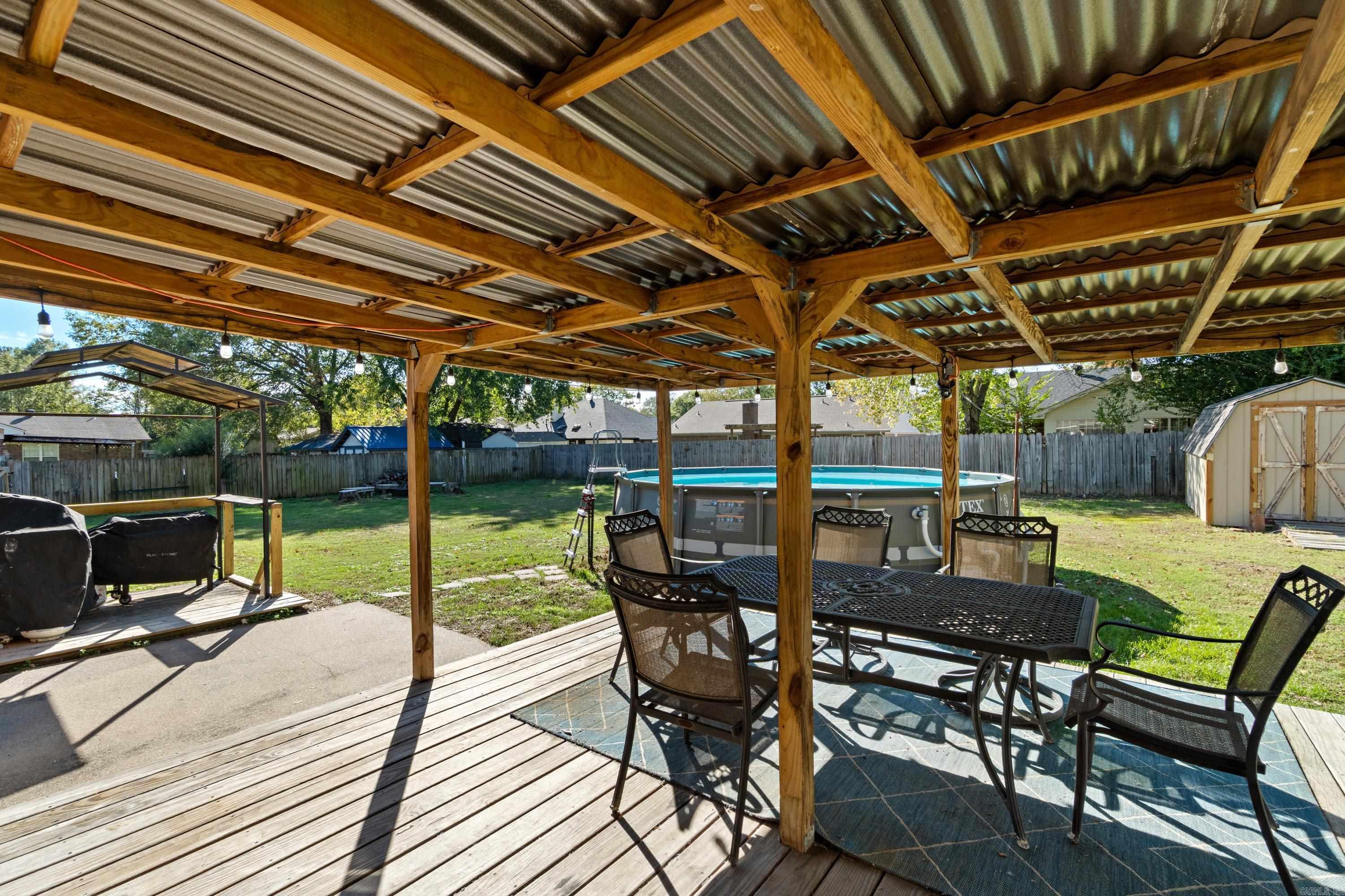 STONEBRIDGE - Residential