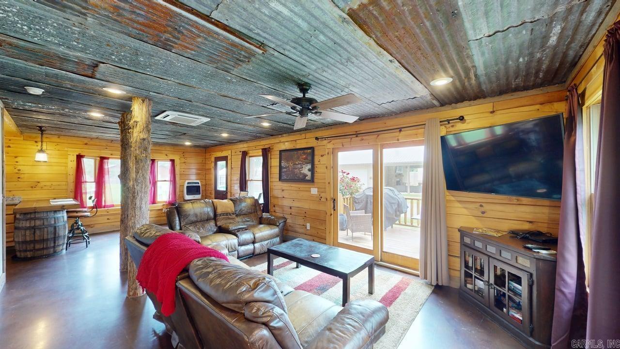 SWINGING BRIDGE - Residential