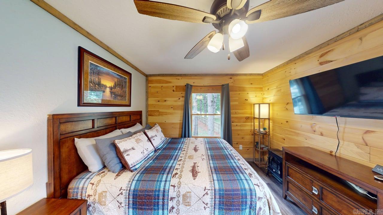 SWINGING BRIDGE - Residential