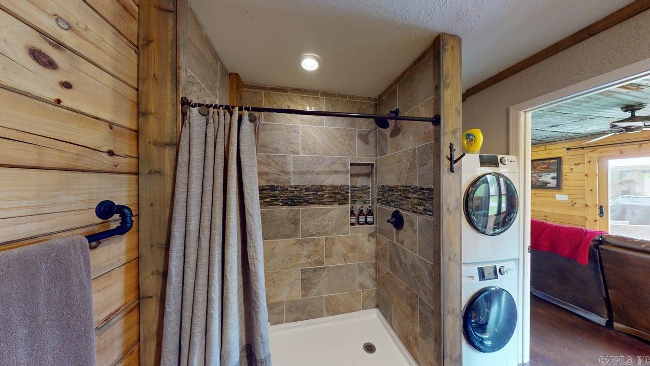 SWINGING BRIDGE - Residential