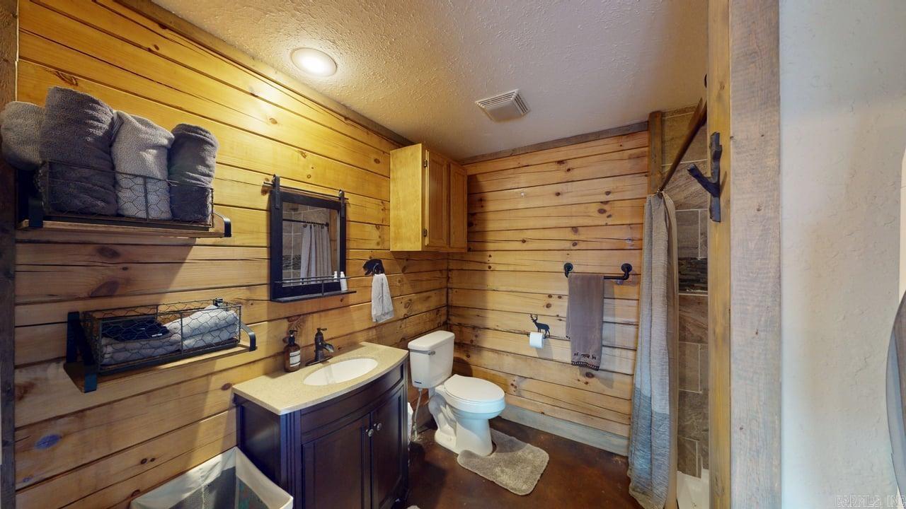 SWINGING BRIDGE - Residential