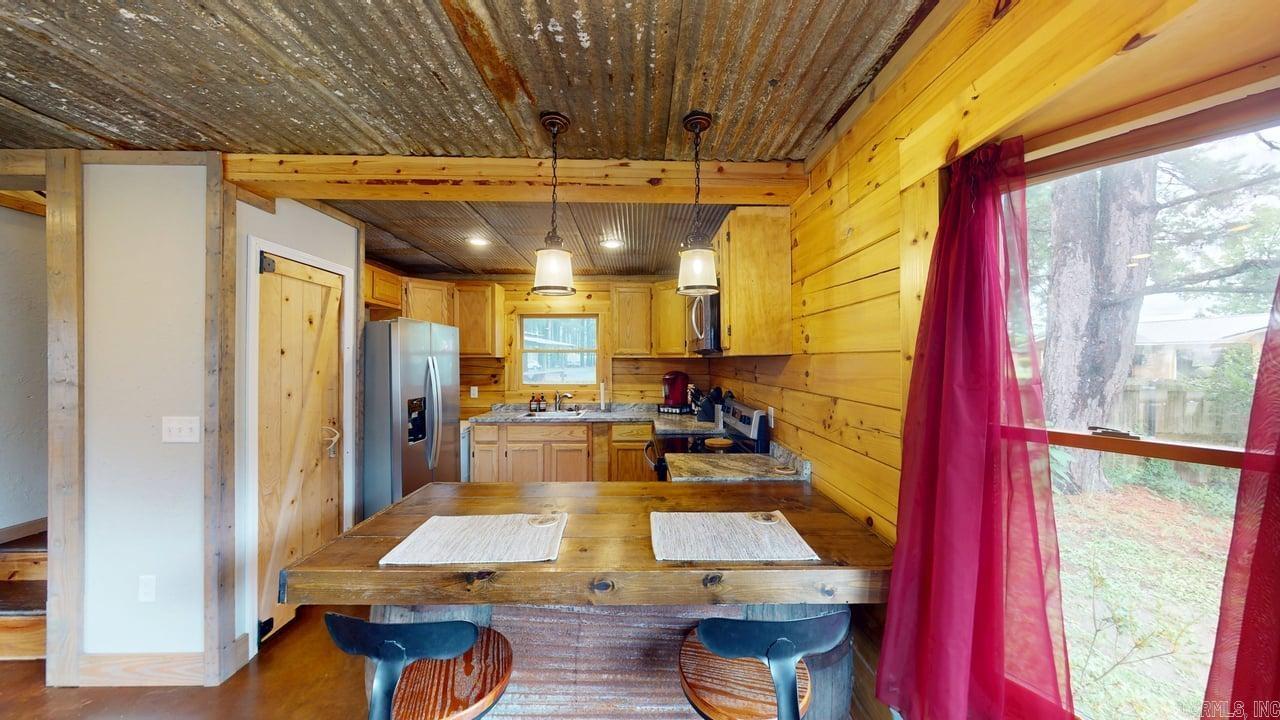 SWINGING BRIDGE - Residential